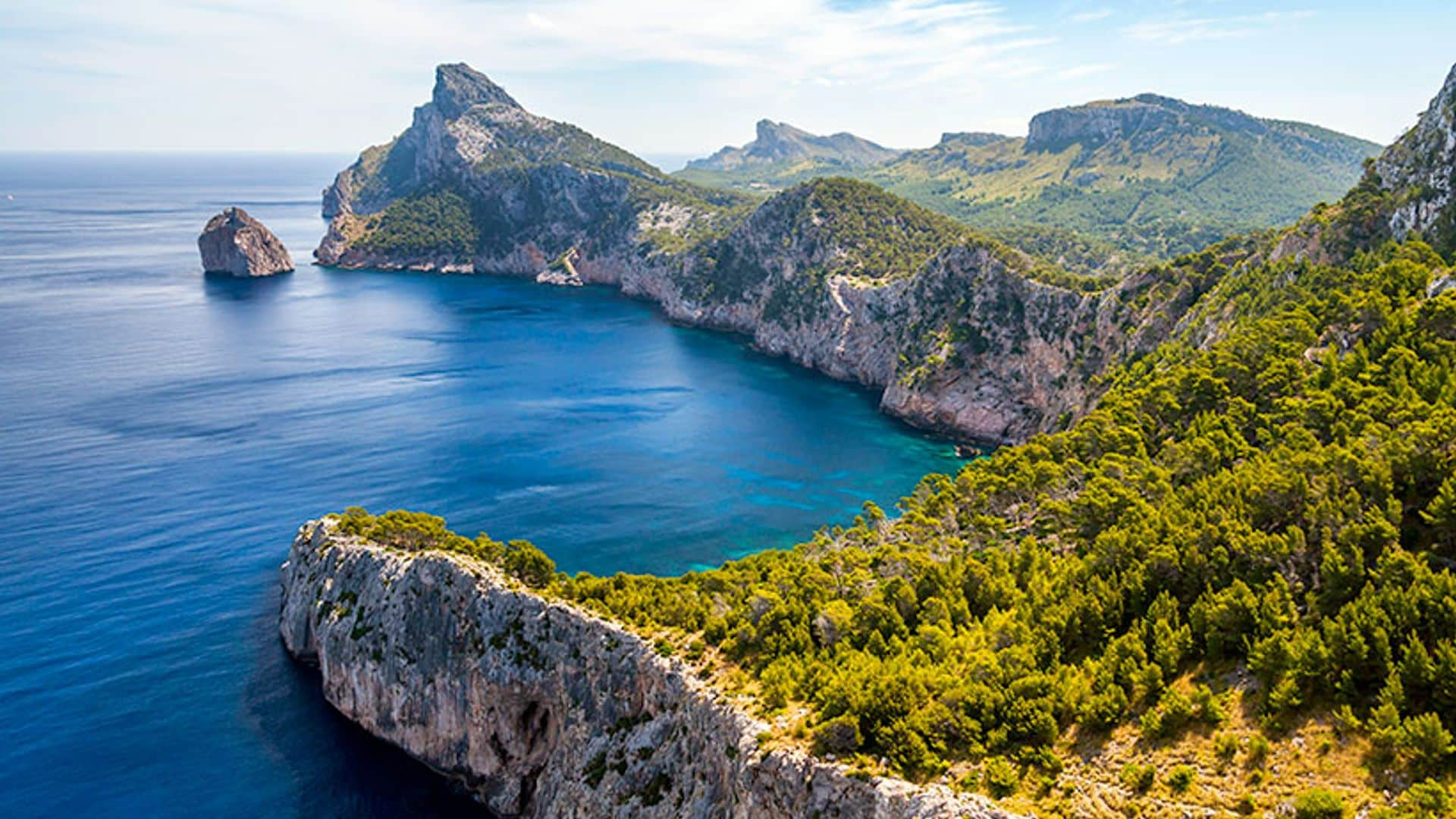 Mallorca, en 10 imprescindibles (empezando por una buena ensaimada) 