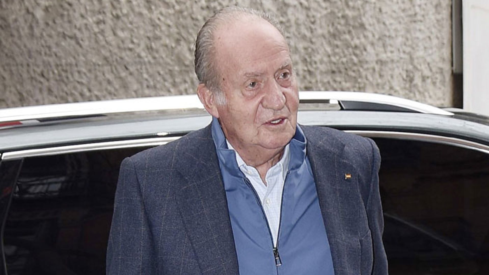 El rey Juan Carlos será operado nuevamente de su rodilla derecha