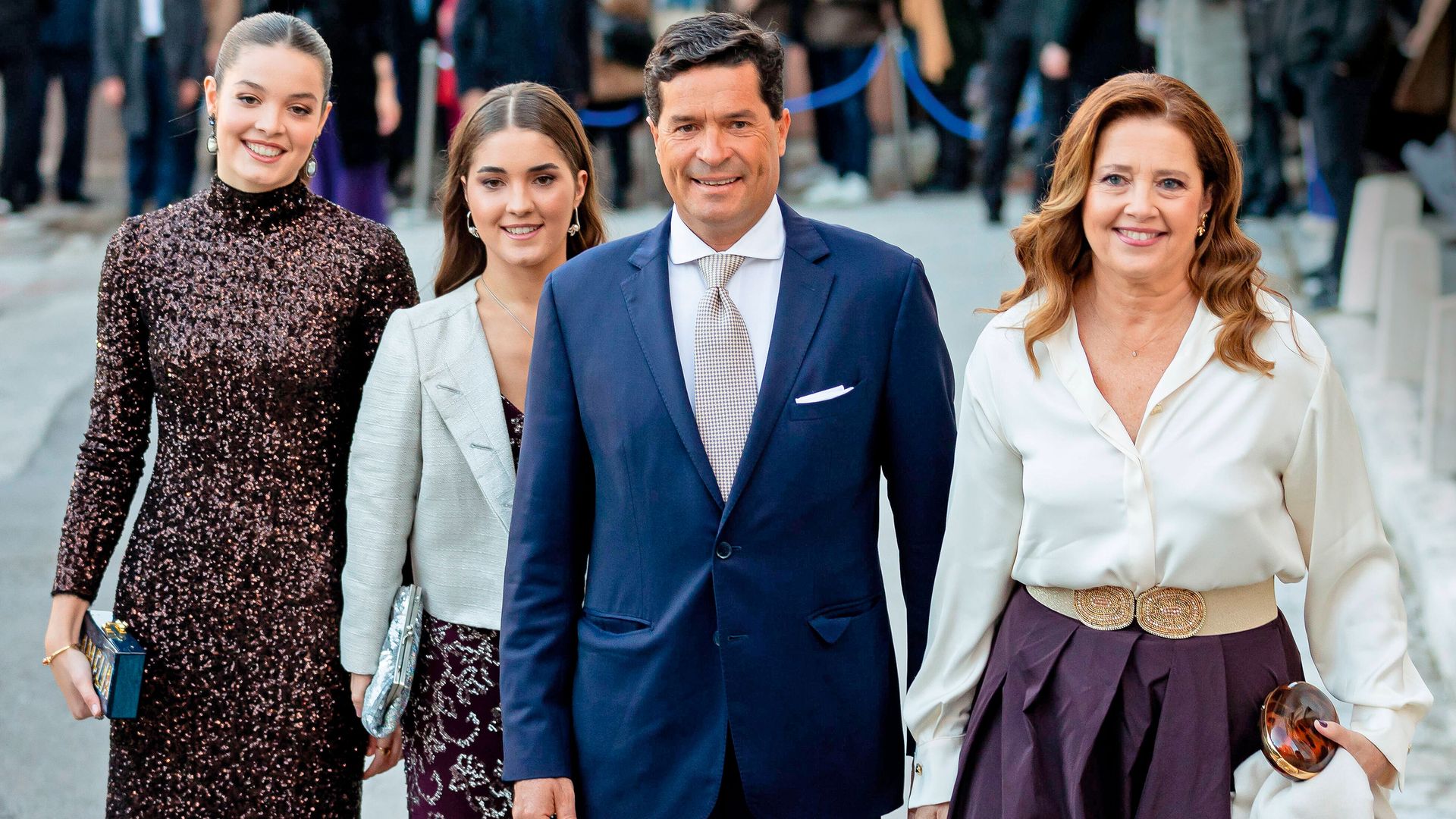 Alexia de Grecia y su marido, Carlos Morales, con sus hijas