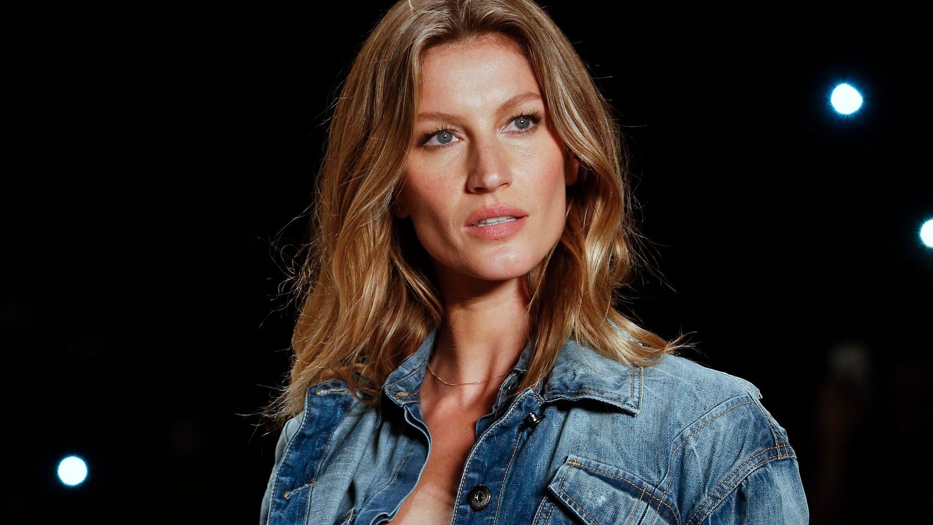 Gisele Bündchen se quita su alianza de boda y contrata a un abogado: en juego una fortuna de 650 millones