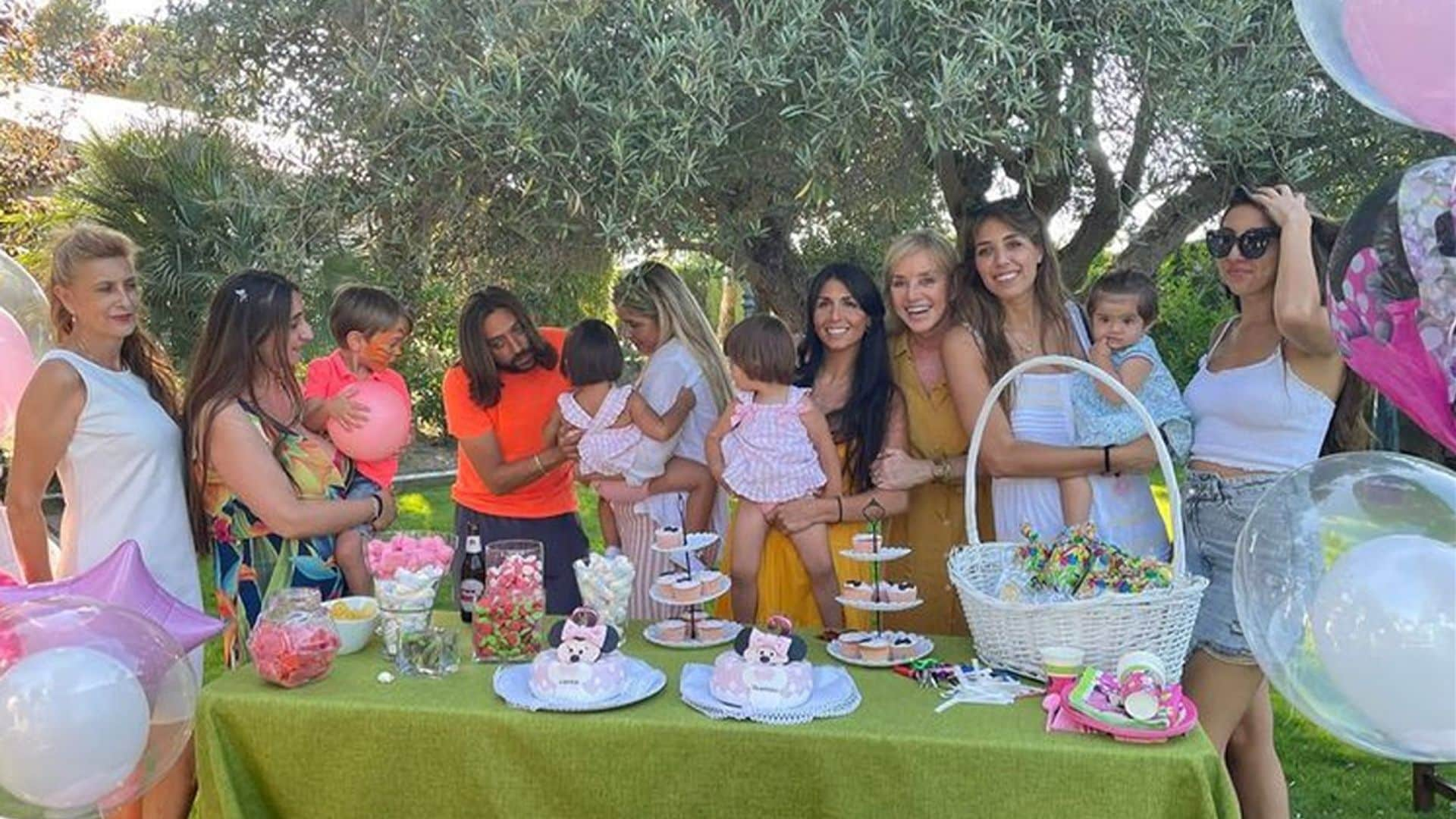 ¡Cuánto han crecido! Las hijas de Juan Carmona y Sara Verdasco cumplen dos años