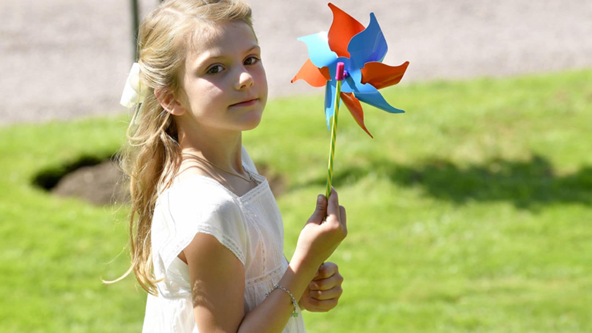 La princesa Estelle de Suecia empieza, por fin, el 'cole de los mayores'