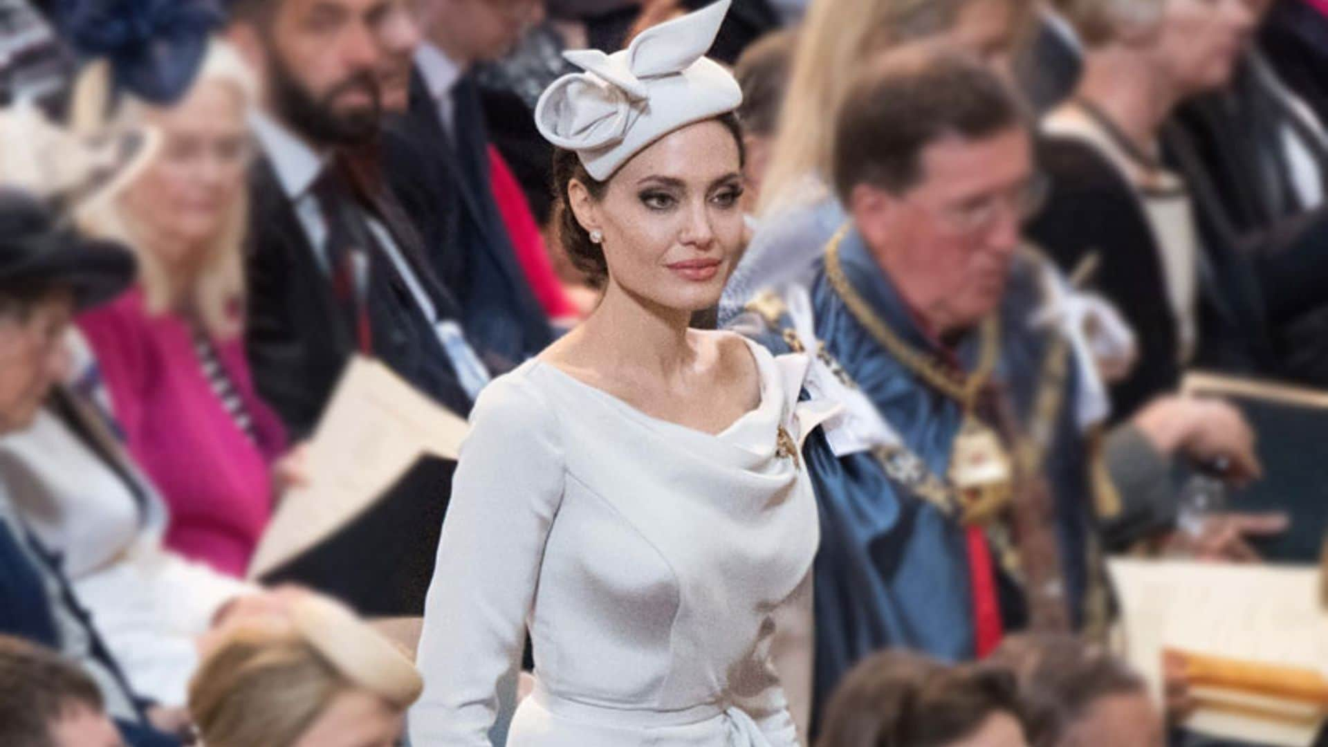 La respuesta de Angelina Jolie a Meghan Markle con su último vestido 'royal'