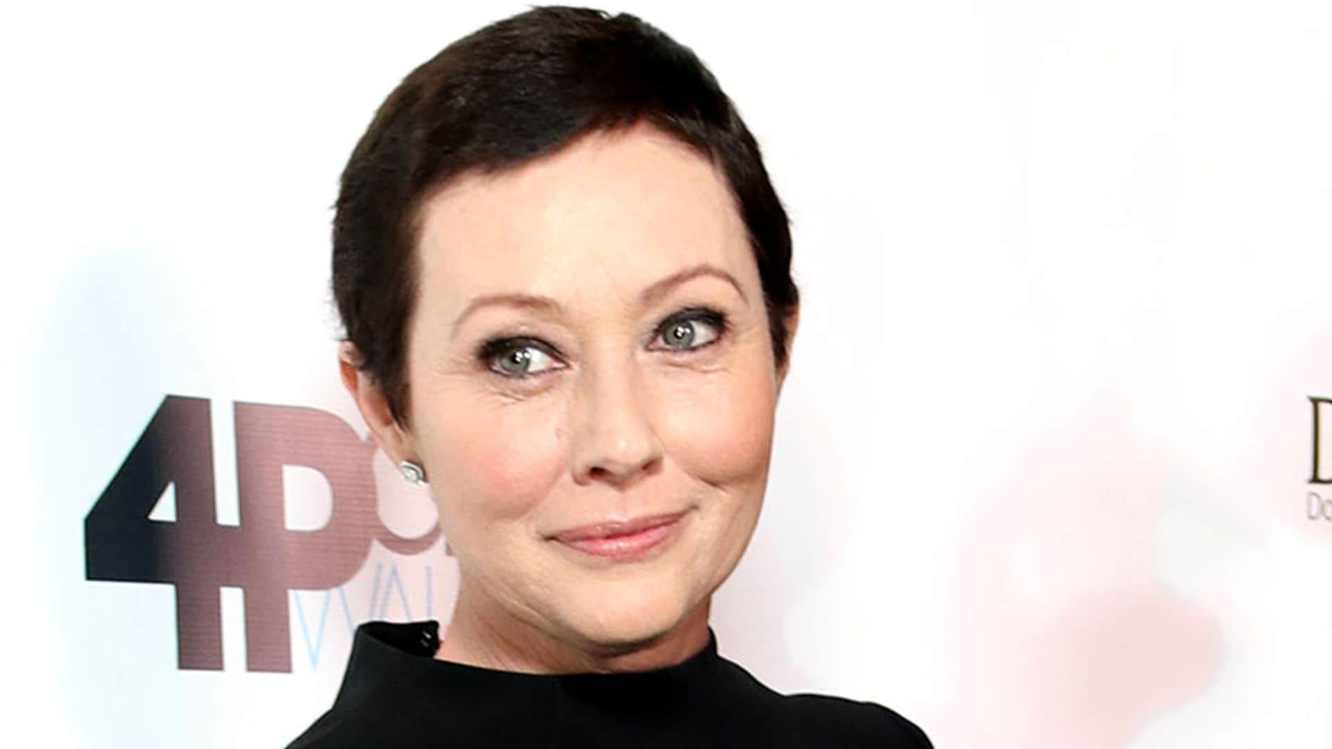 Shannen Doherty recupera su cabello y la confianza en sí misma