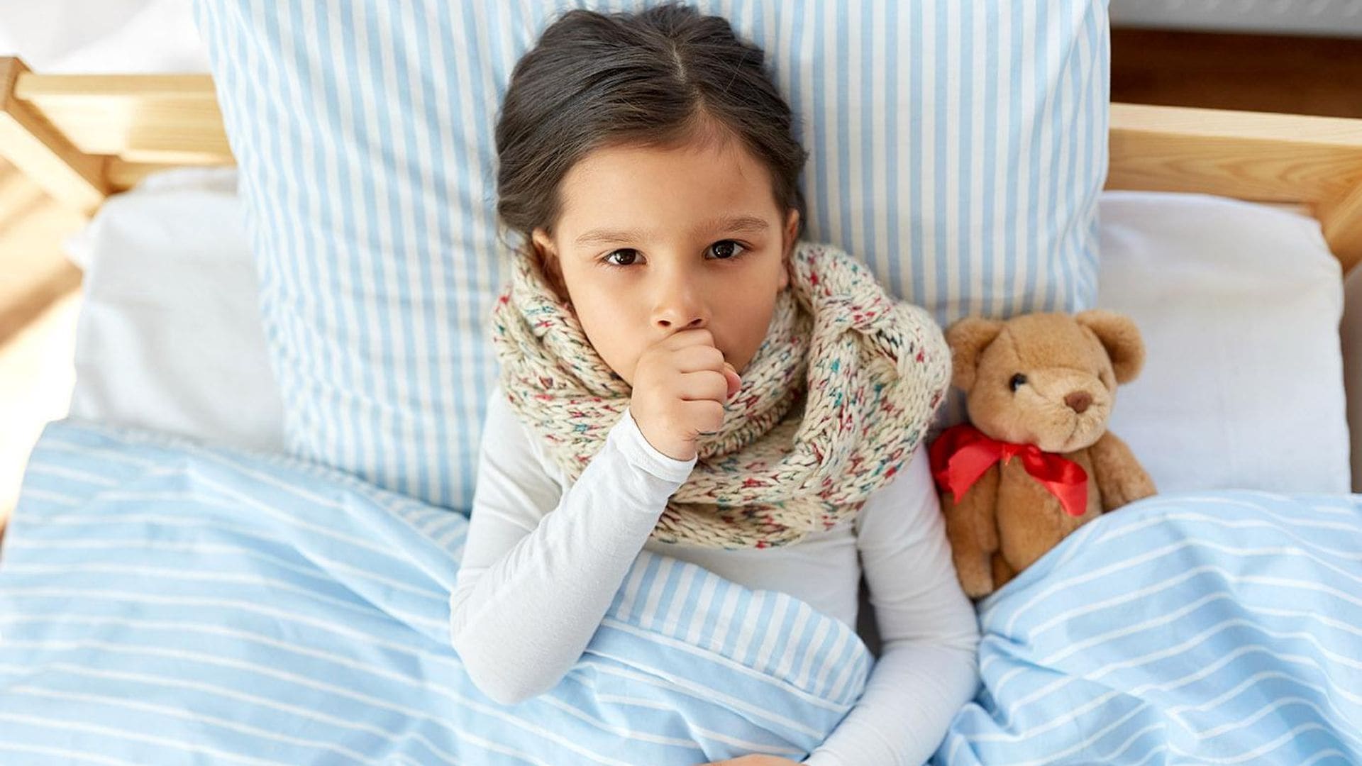 Consejos para aliviar los síntomas de la laringitis y la desagradable ‘tos perruna’ en los niños