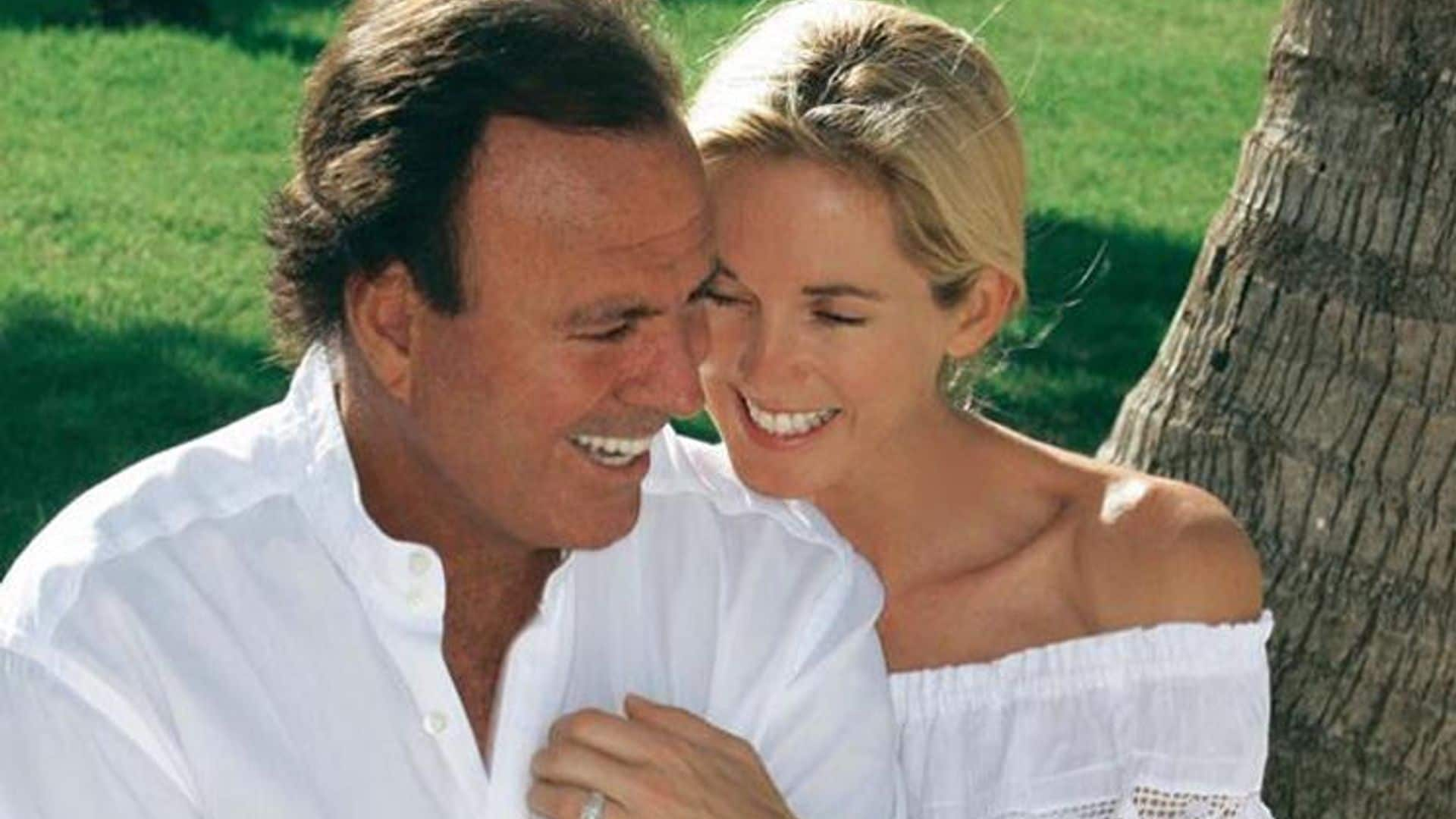 Julio Iglesias regresa a las redes sociales para felicitar a su amada Miranda