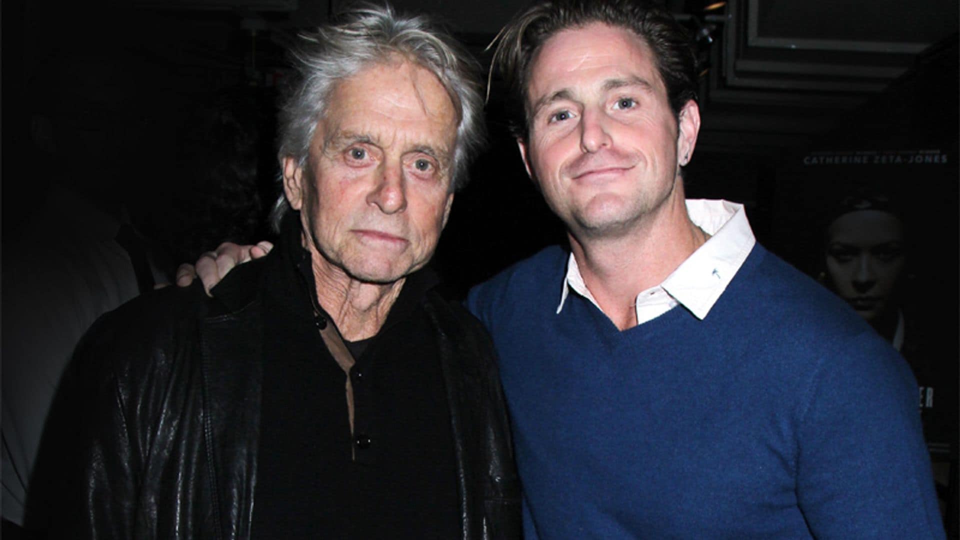 ¡Michael Douglas ya es abuelo! Su hijo Cameron ha sido padre por primera vez