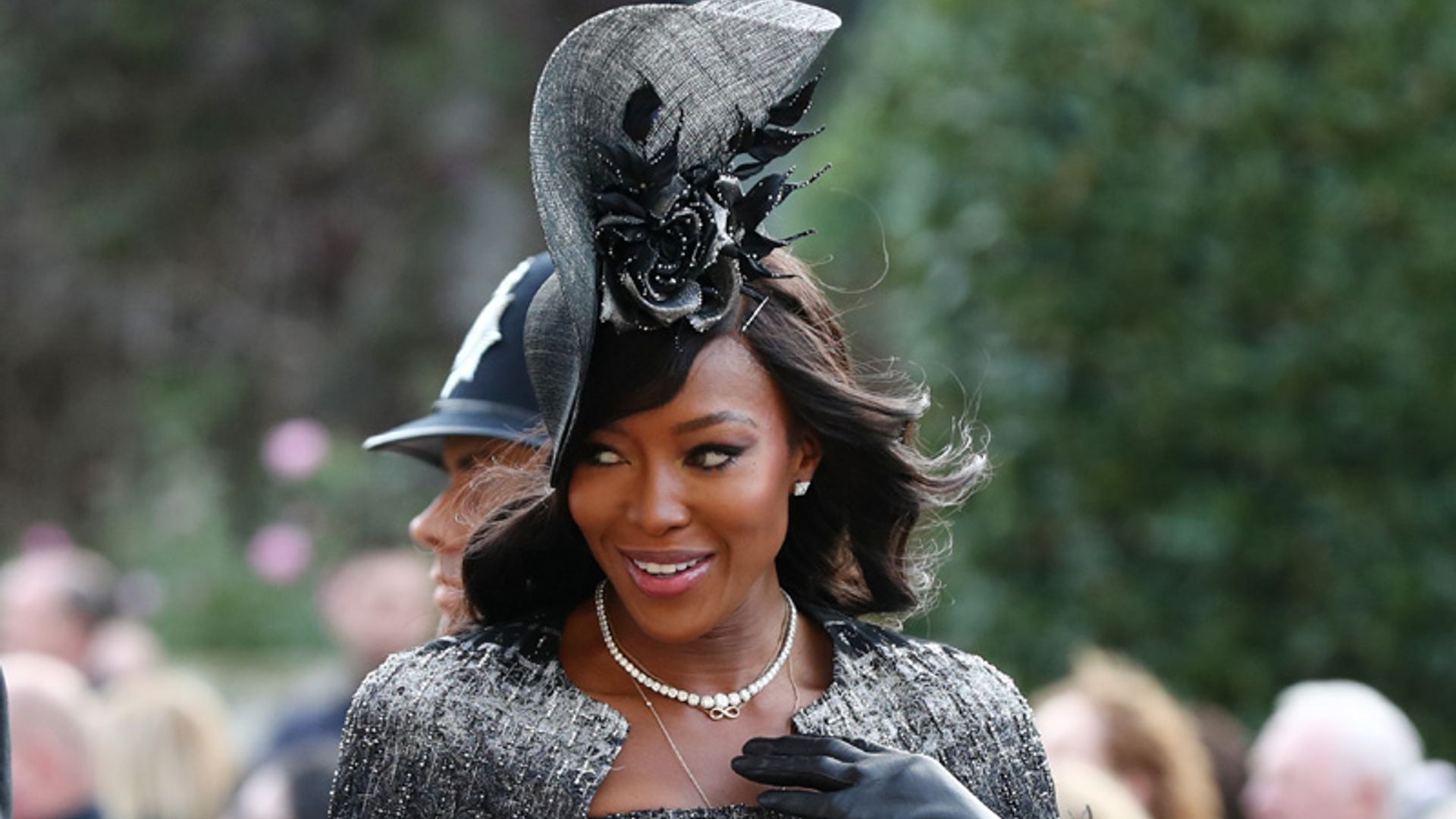 Naomi Campbell en la boda real es un 'WOW'!