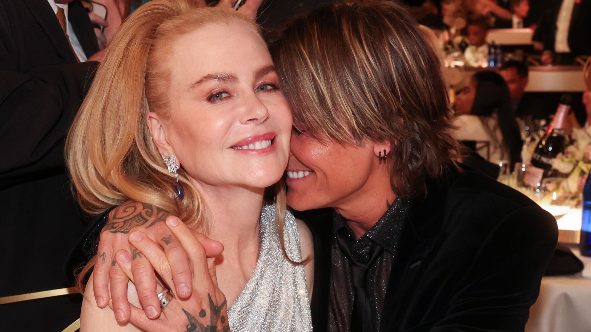 Keith Urban anuncia que se alejará un tiempo de su esposa Nicole Kidman y de sus dos hijas adolescentes, Sunday y Faith