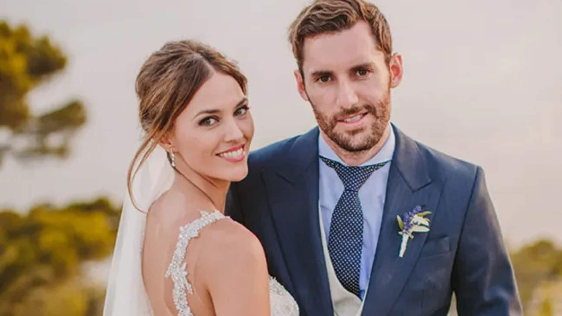 Helen Lindes y Rudy Fernández recrean esta foto de su boda... ¡con sus hijos!