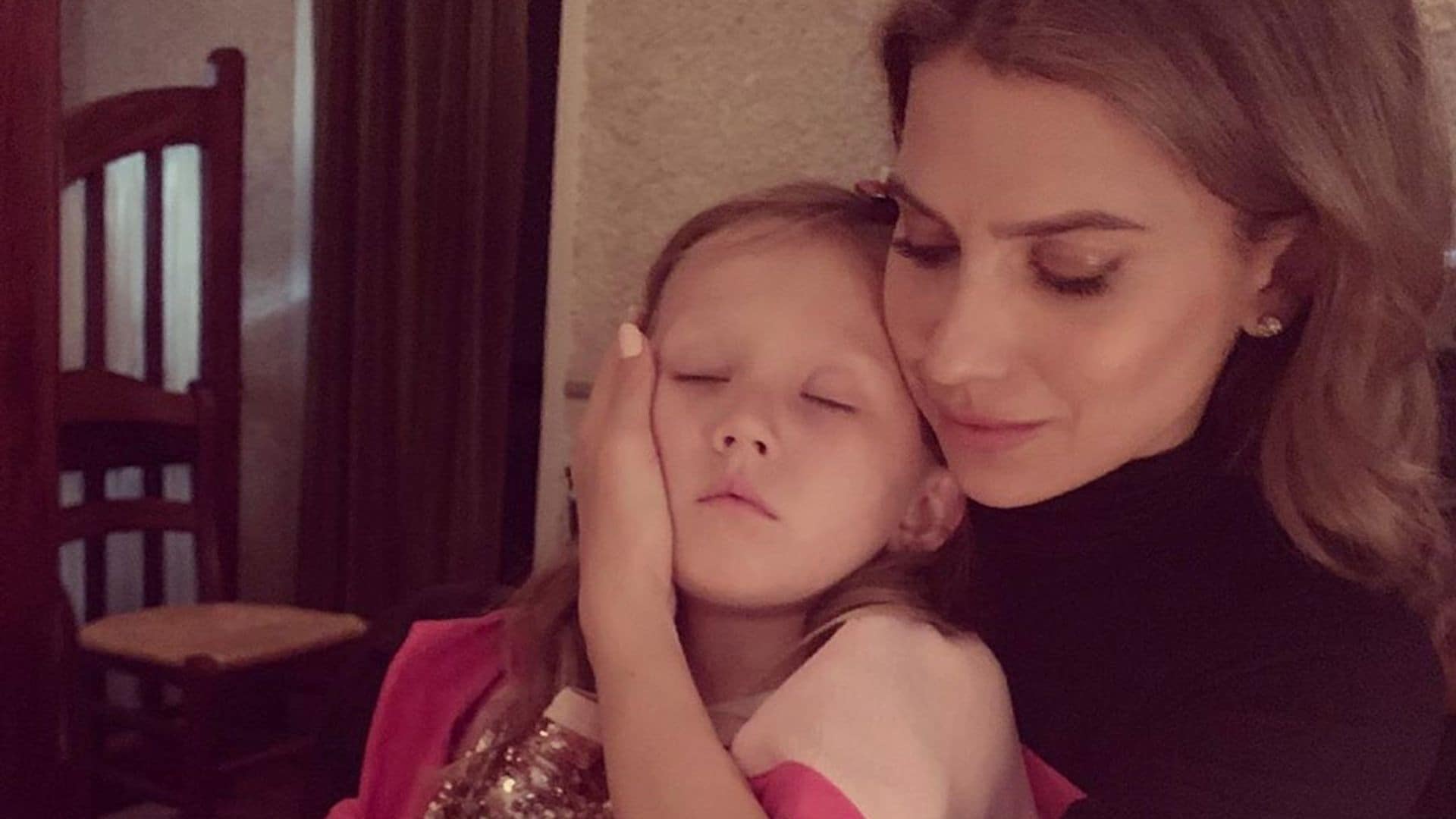 La triste noticia que Hilaria Baldwin ha compartido valientemente en redes