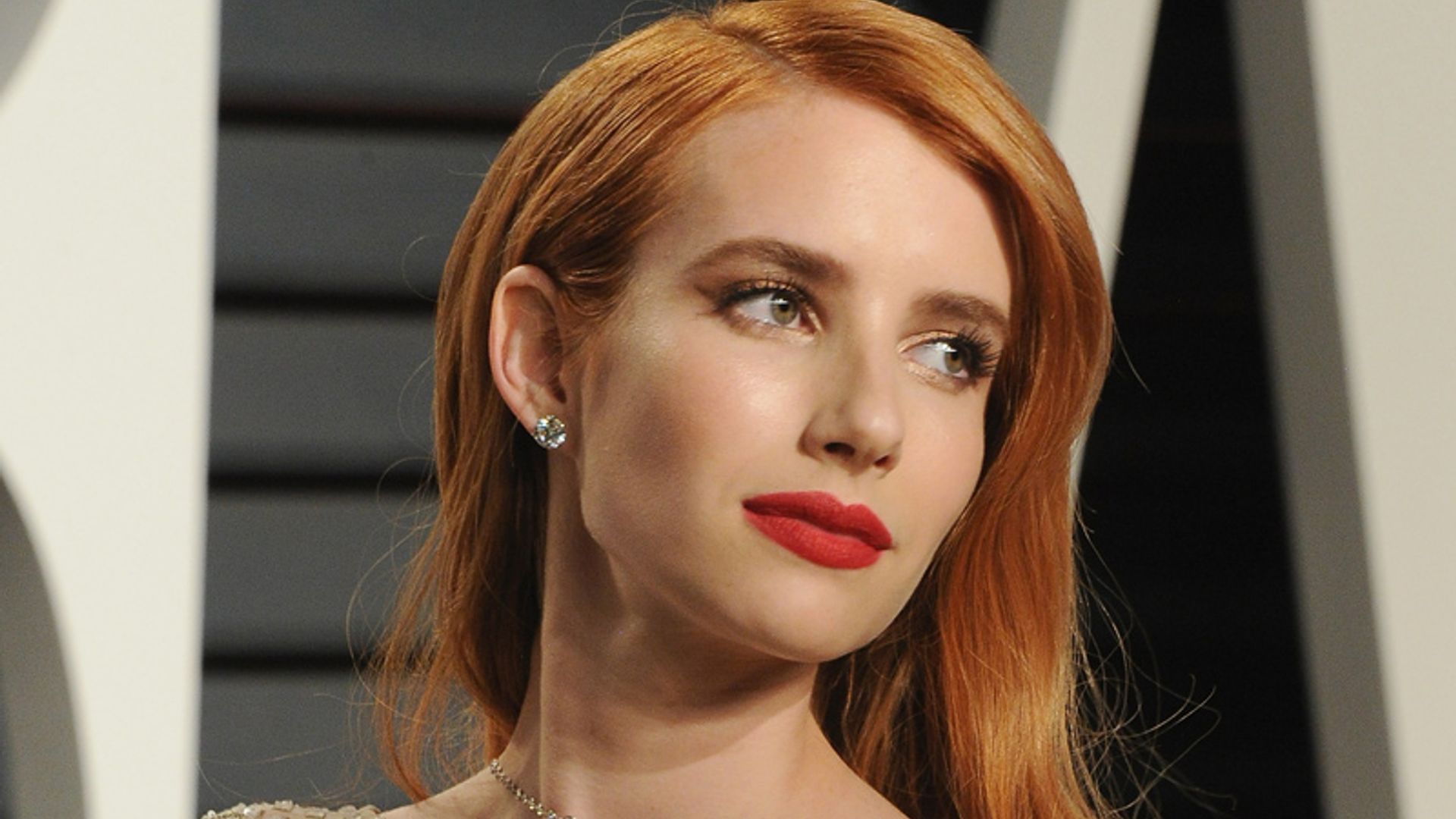 Siete momentos 'beauty' que marcaron el año de Emma Roberts