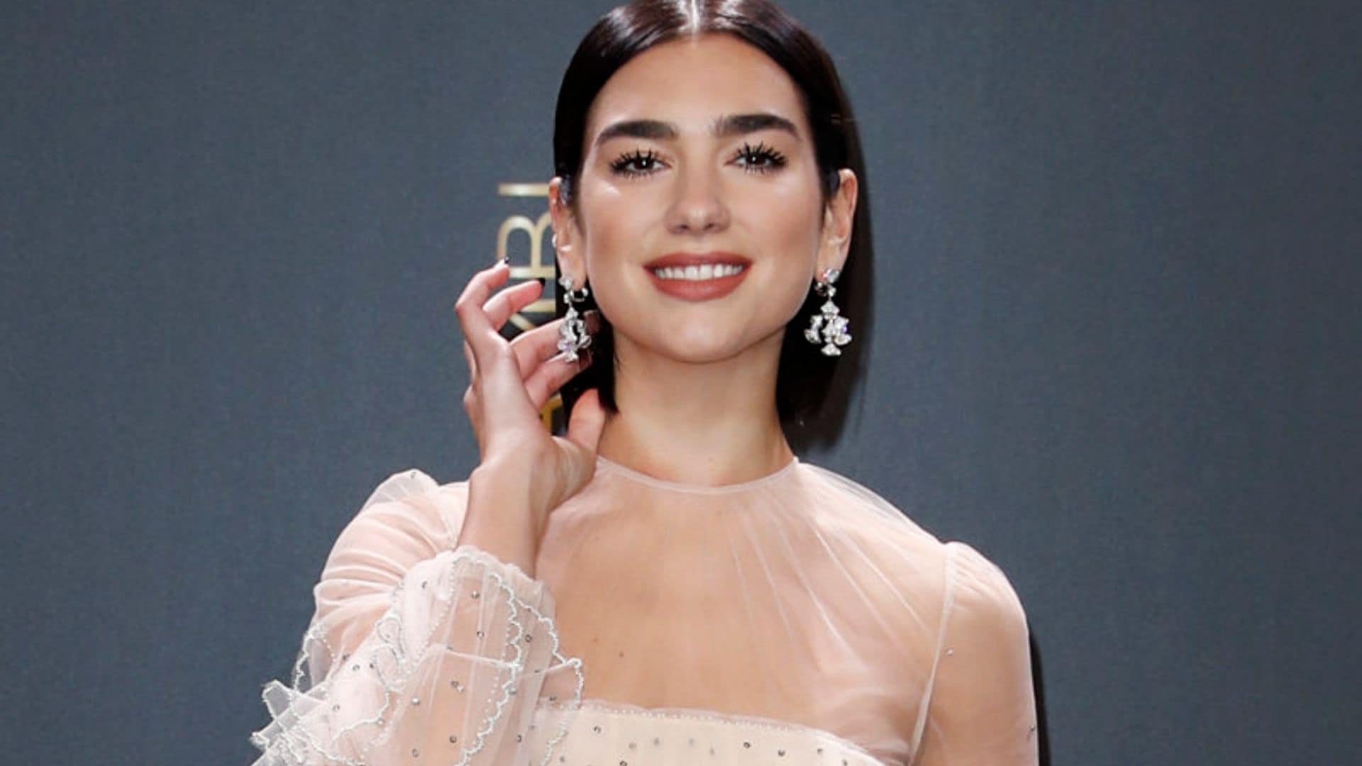 Lo dicen Dua Lipa y Karlie Kloss: el vestido bailarina es el nuevo 'sexy'