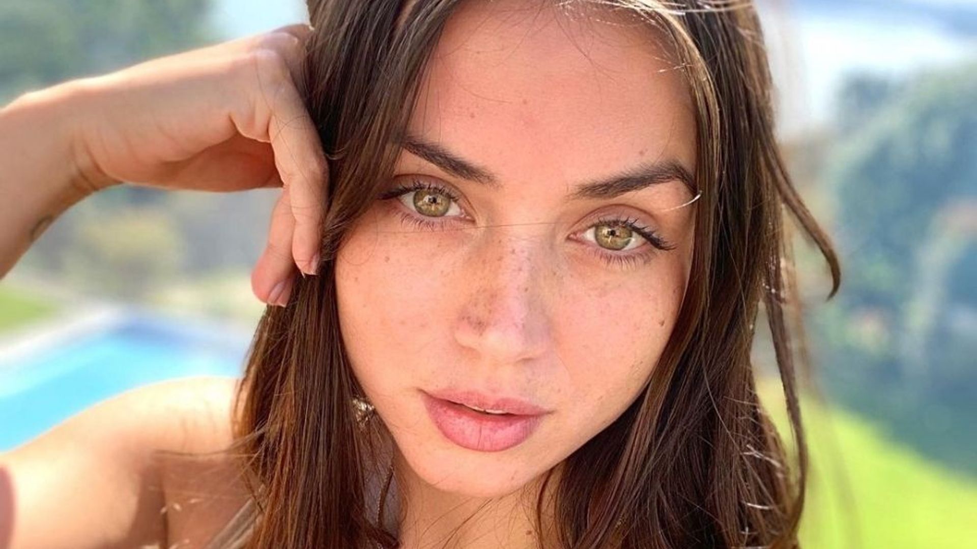 ana de armas t