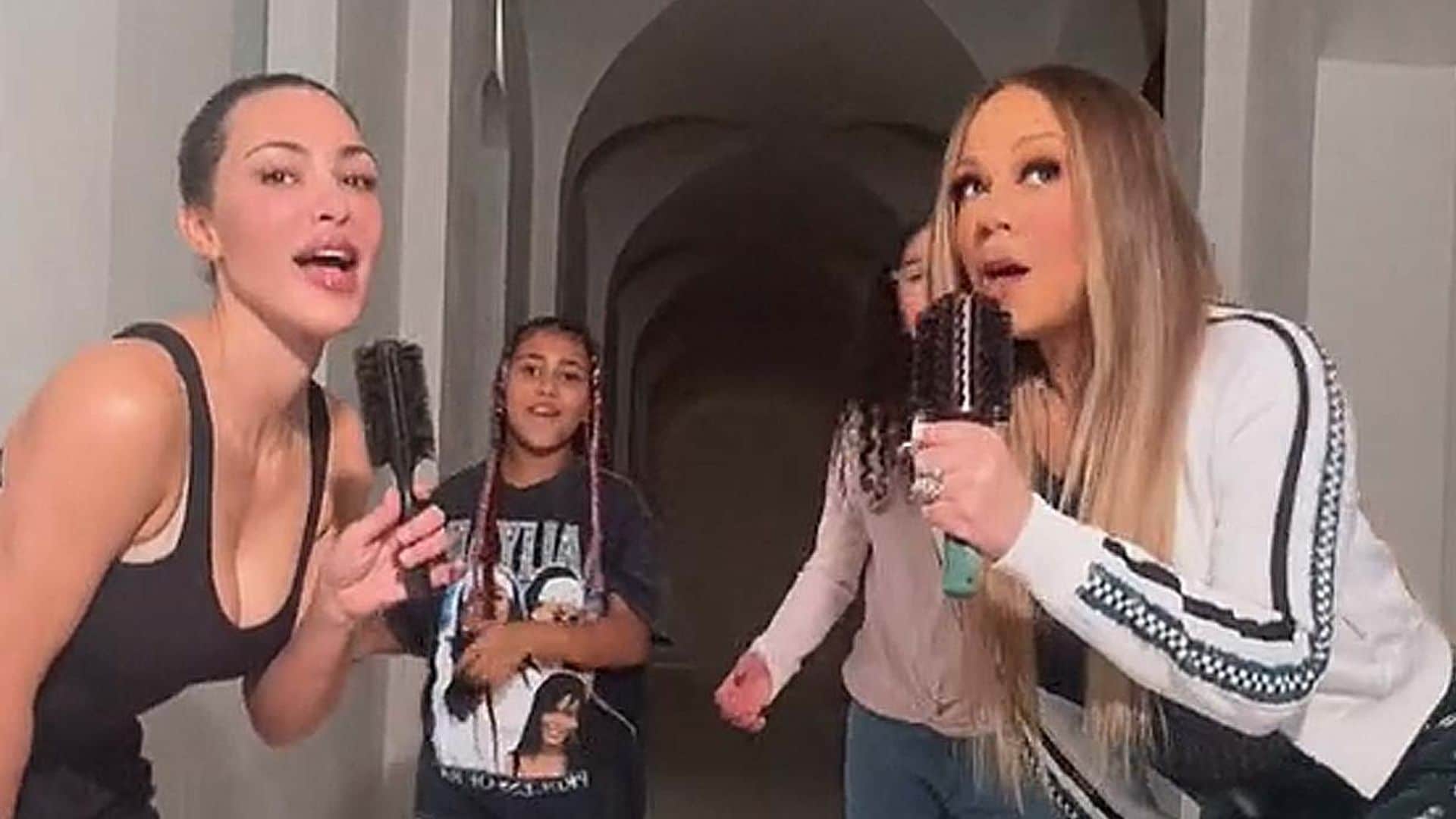 El baile viral de Kim Kardashian, Mariah Carey y sus hijas con el cepillo del pelo como micrófono