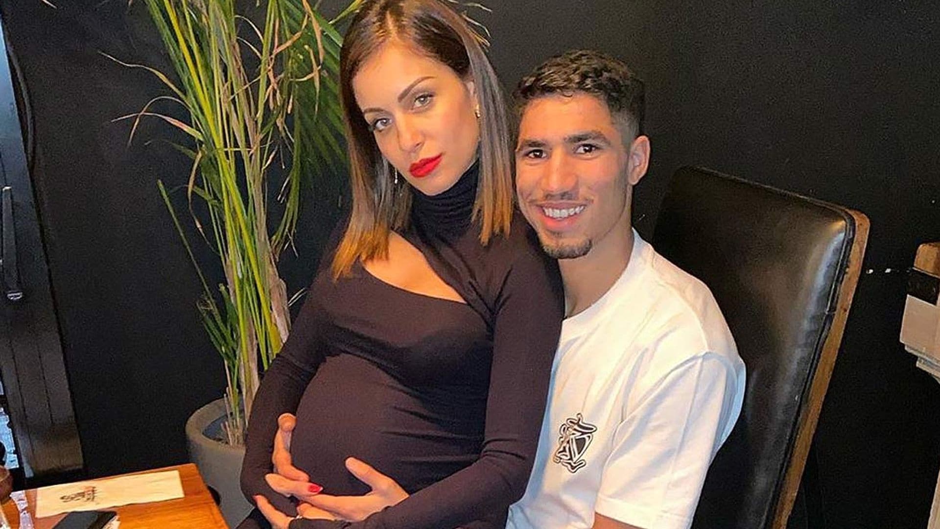 Una cena romántica y palabras de amor, así viven Hiba Abouk y Achraf Hakimi la recta final del embarazo