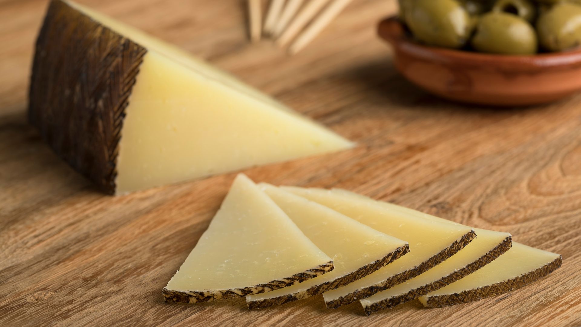 ¿Sabes qué cortezas de queso son comestibles?