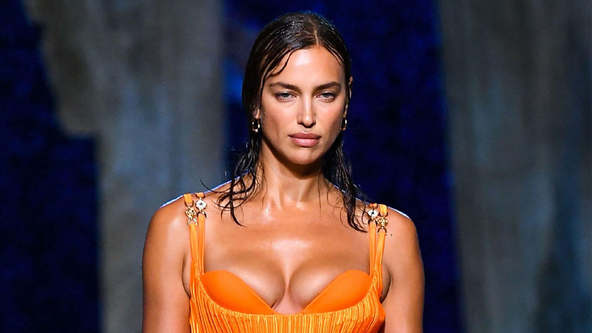 Irina Shayk, protagonista indiscutible del desfile más sonado de la Semana de la Moda de Milán