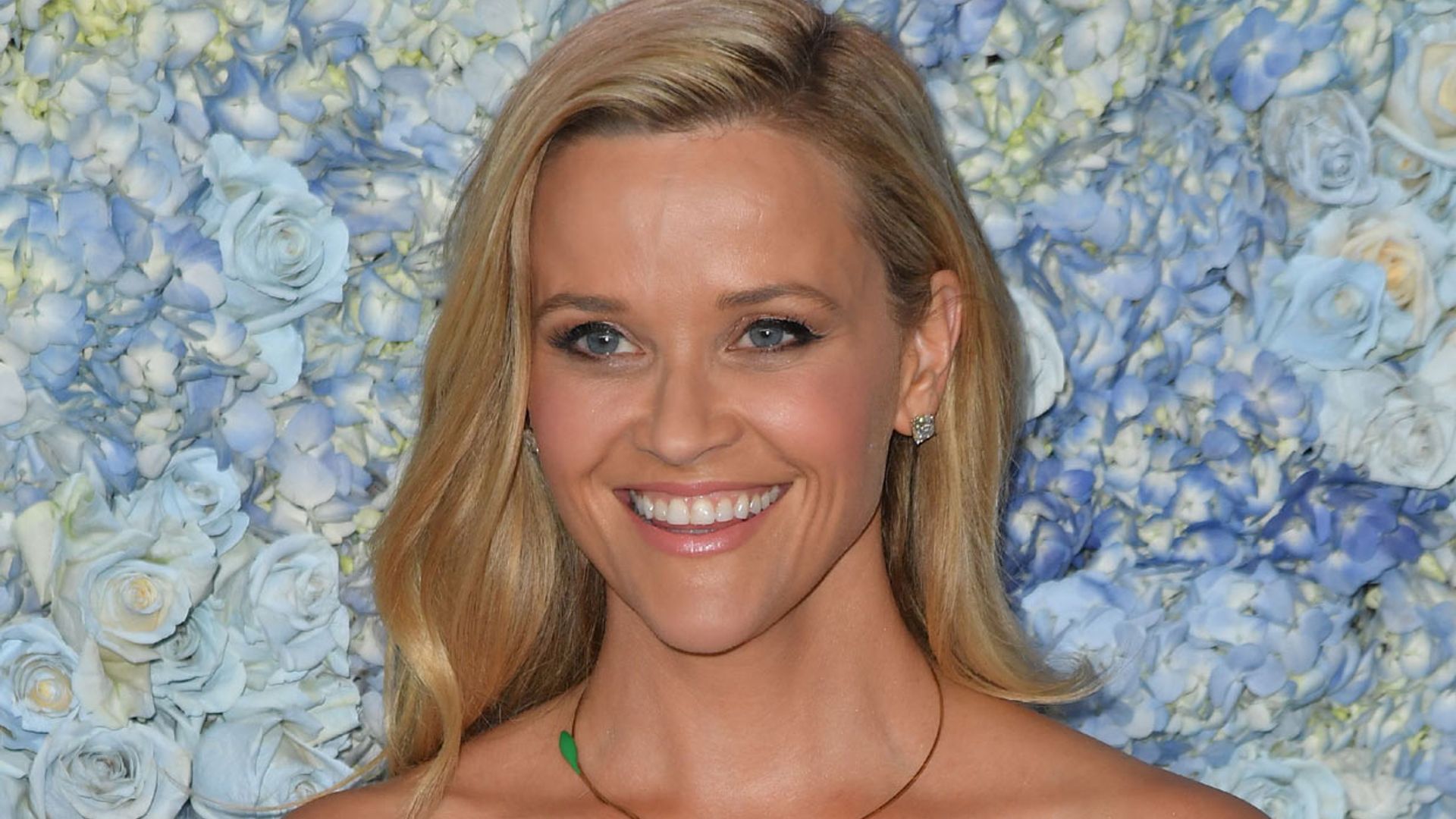 Reese Witherspoon, la rubia más 'legal' de Hollywood, se pasa al bando de las morenas