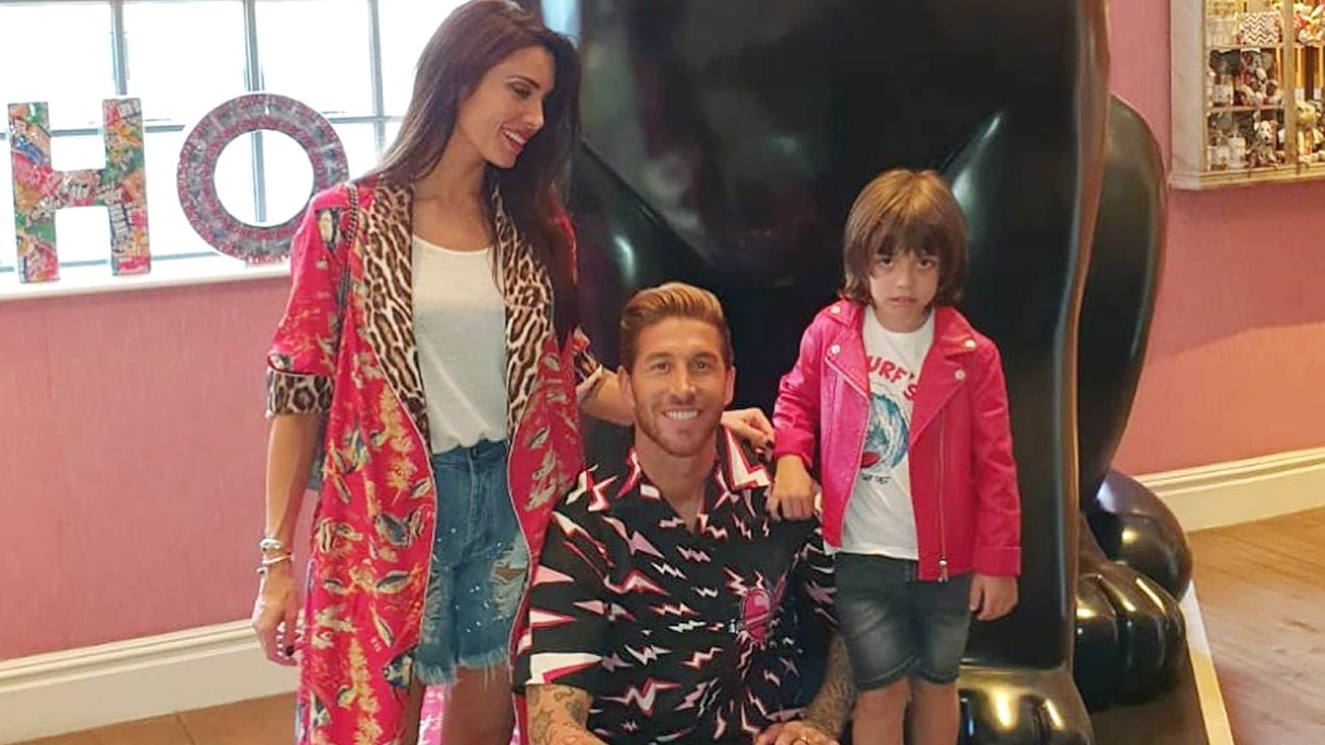 El viaje exprés a Londres de Pilar Rubio y Sergio Ramos con su hijo mayor