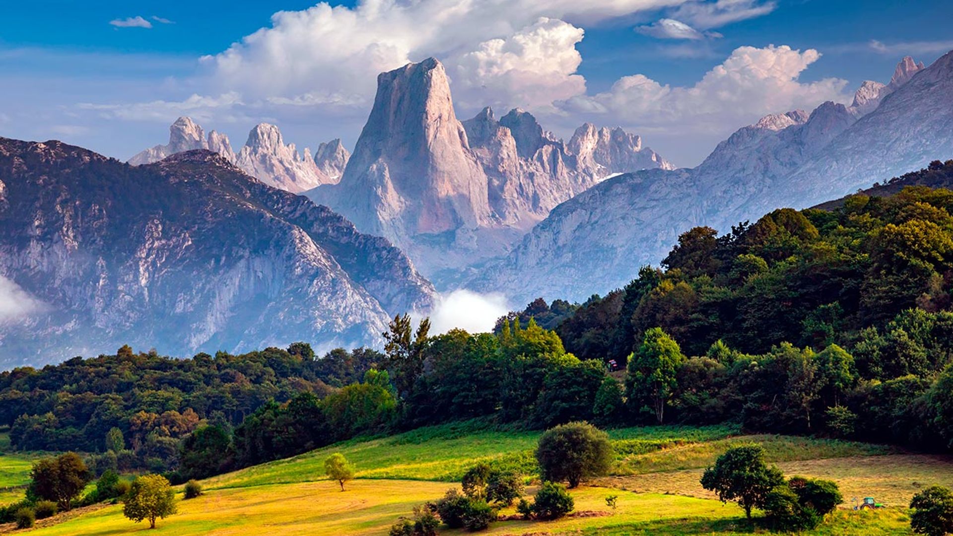 Asturias cambia el verde y se tiñe de ocres y amarillos