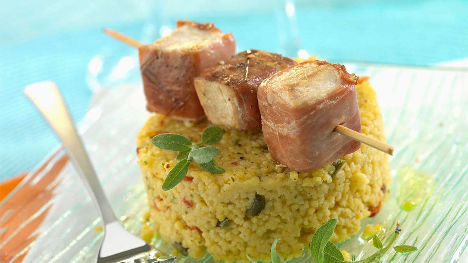 Cuscús con 'involtini' de pez espada