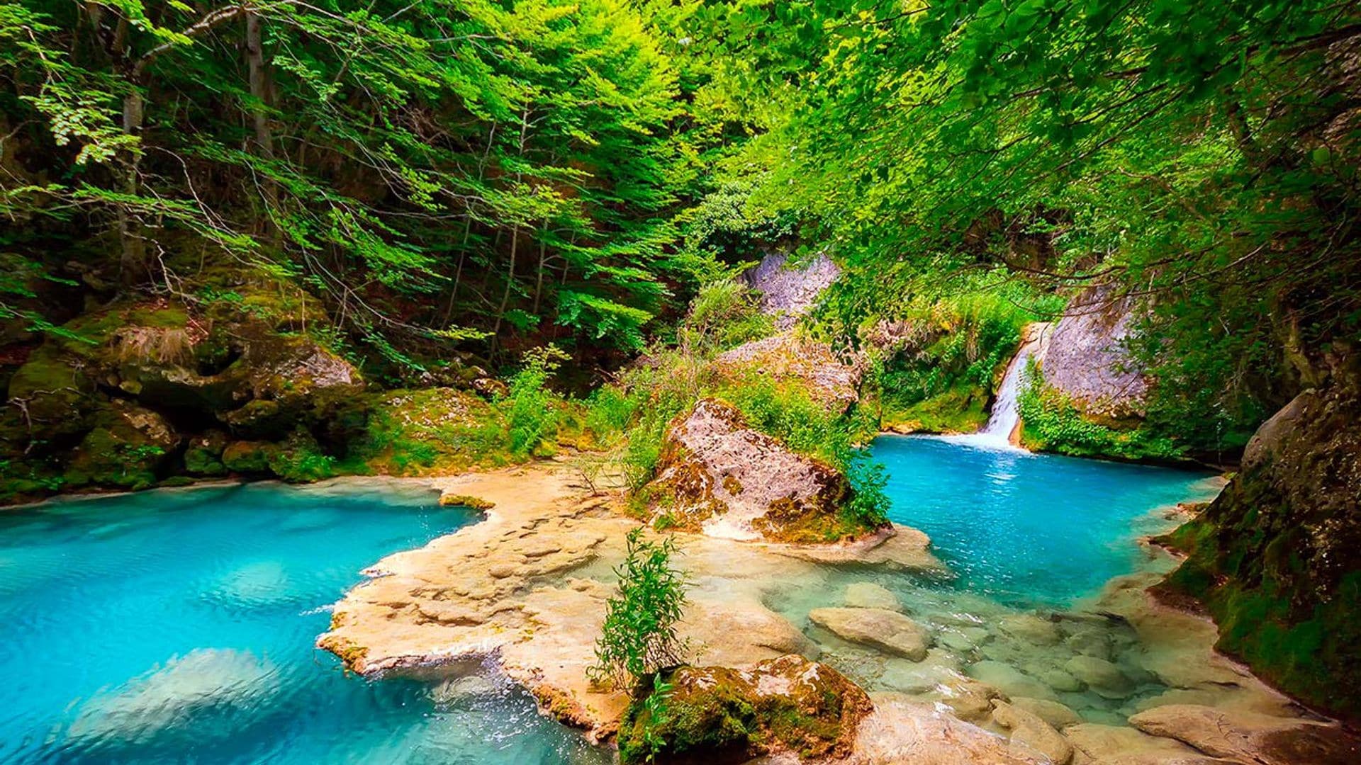 El río de las aguas hermosas: cómo visitar el nacedero del Urederra