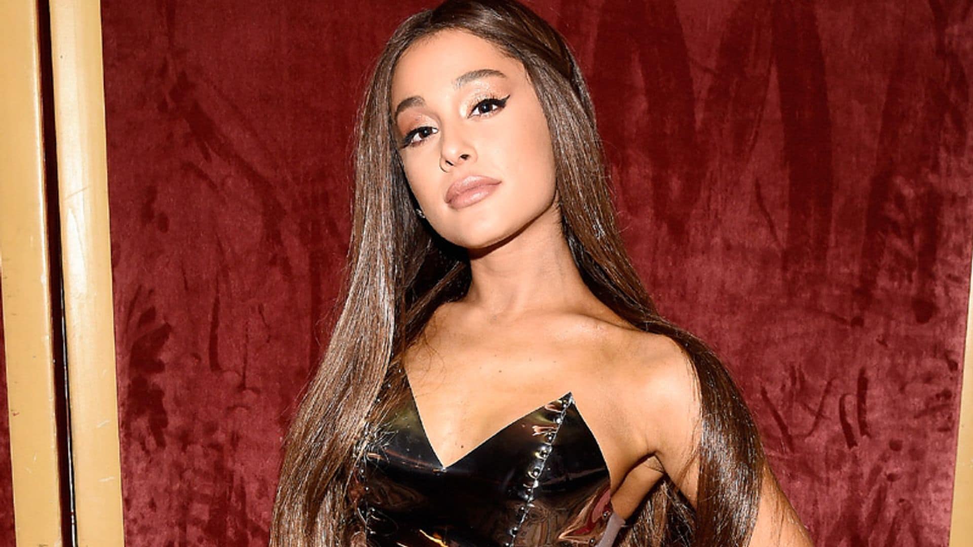 Ariana Grande, 'muy triste' tras su ruptura, toma una decisión sobre sus redes sociales