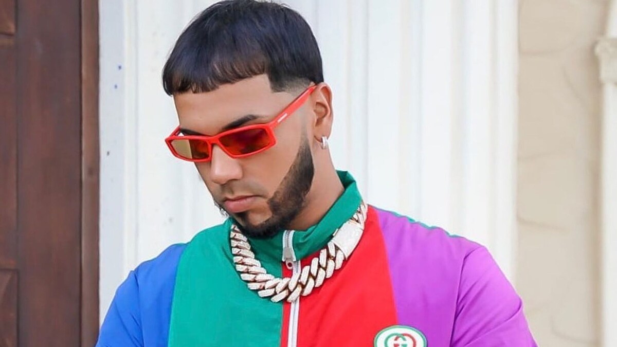 Anuel AA preocupa por su salud tras declarar su amor a Karol G | ¡HOLA!