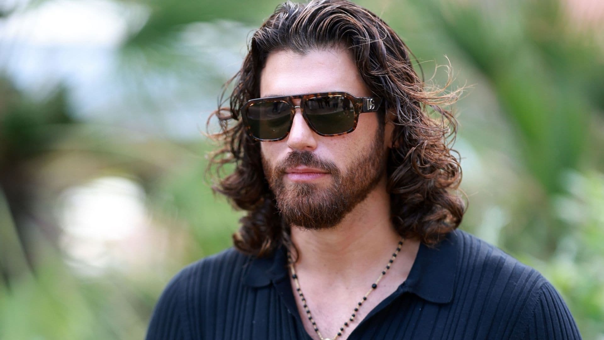 Can Yaman, muy afectado, rinde homenaje a su mayor fan española tras conocer que ha fallecido