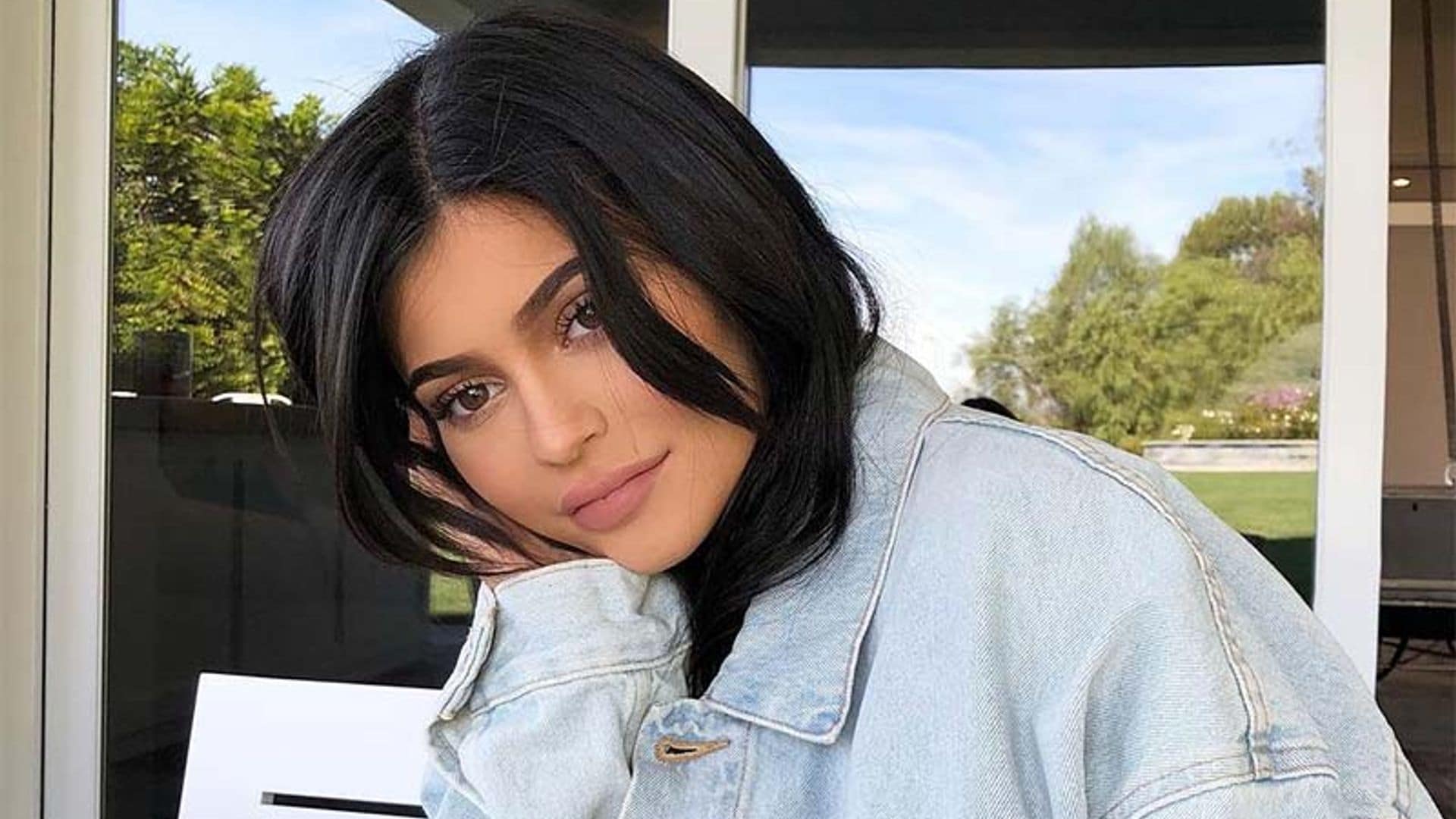 Kylie Jenner confirma su embarazo y anuncia el nacimiento de su bebé