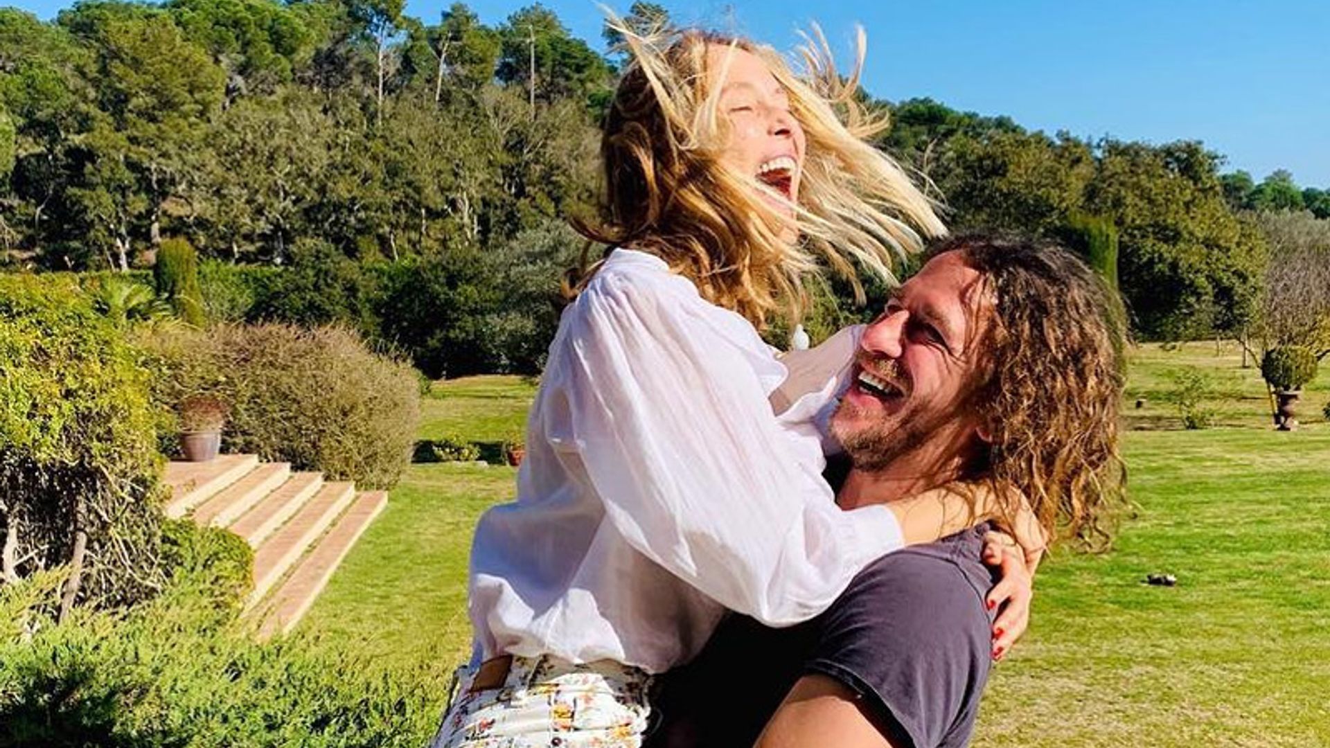 El reencuentro de Vanesa Lorenzo y Carles Puyol que nos hace creer en el amor