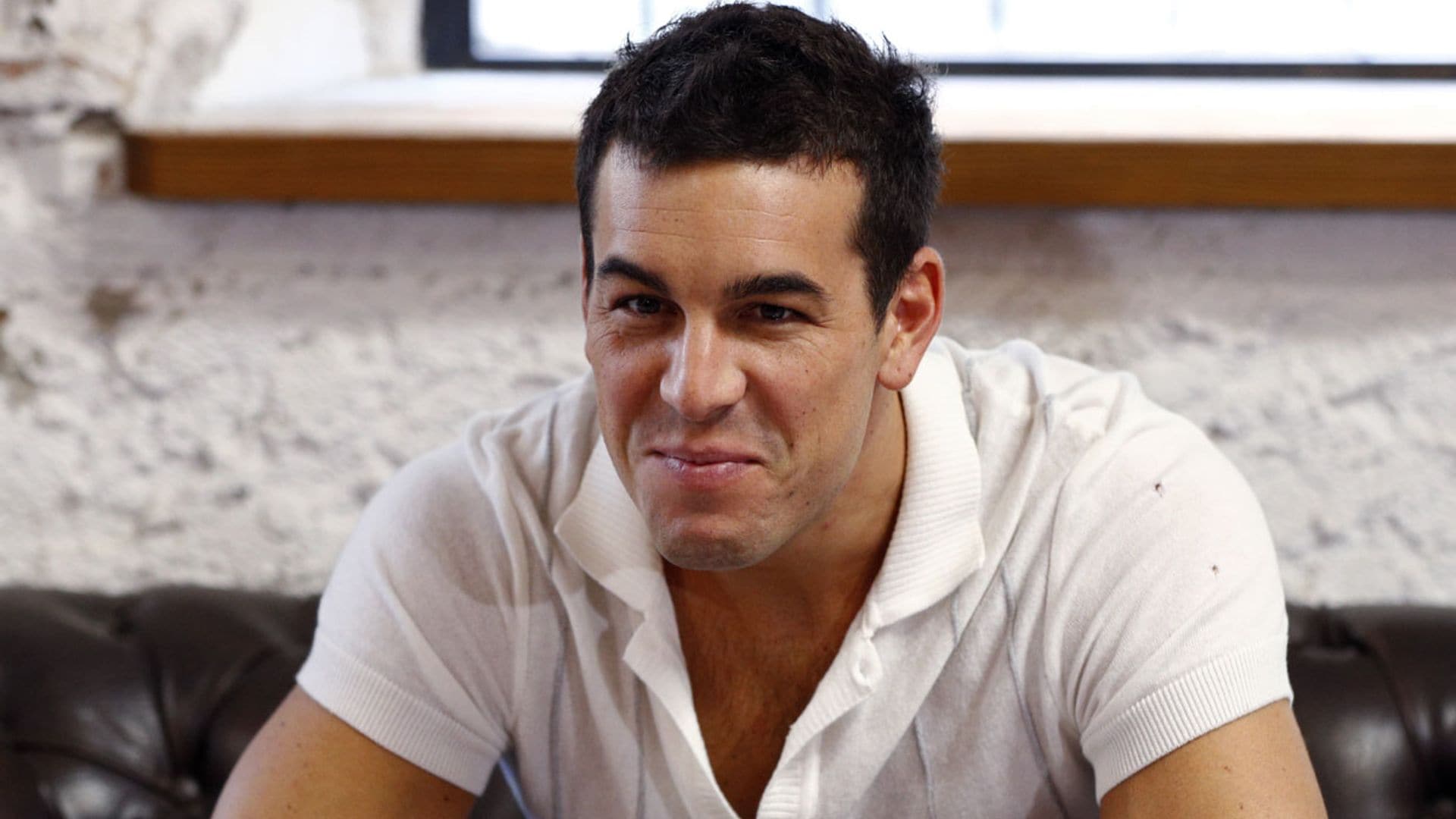 Mario Casas se escapa a Asturias en la mejor de las compañías