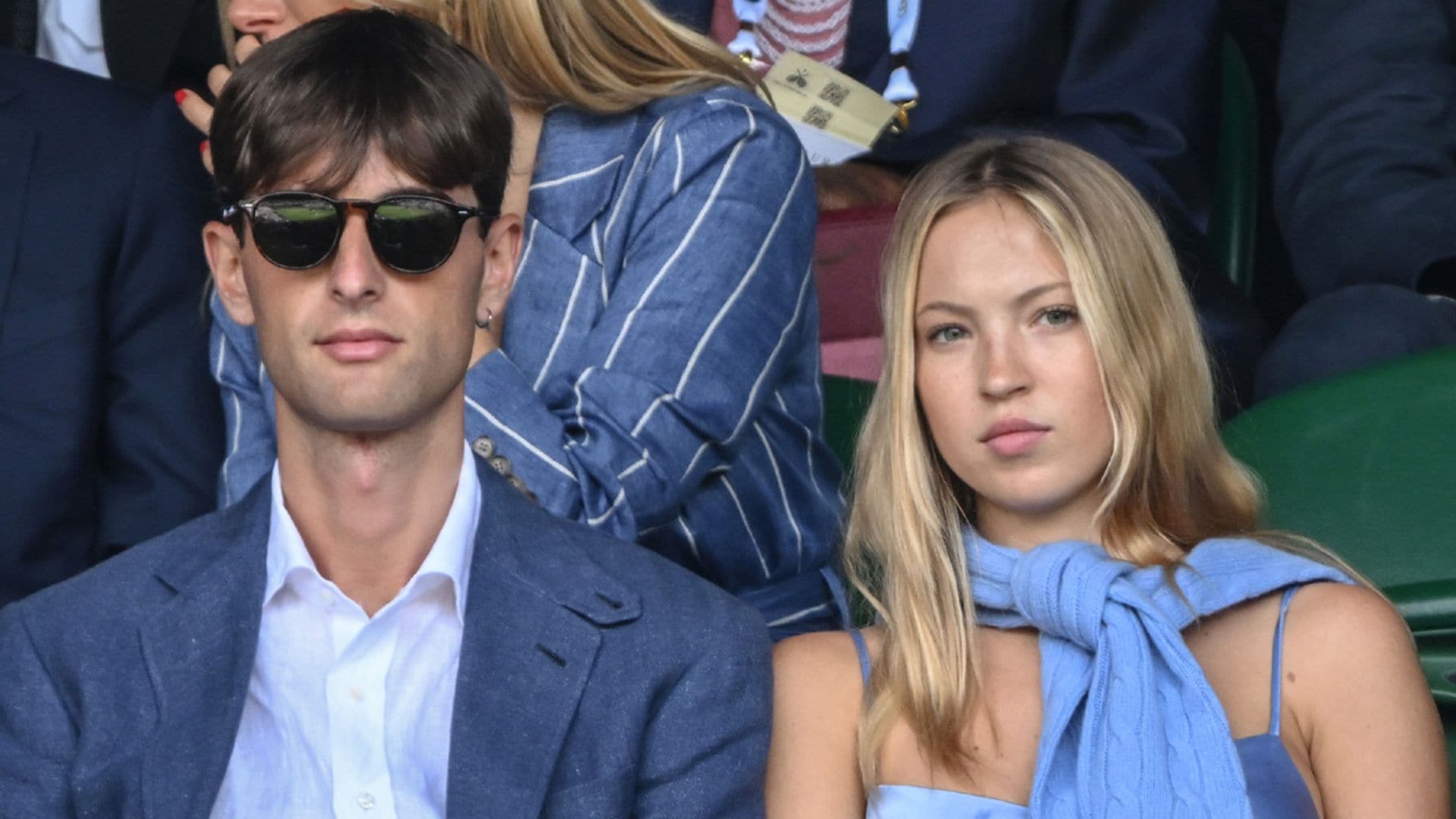 Lila Moss en Wimbledon con su nuevo novio siguiendo el código FASHION de Brooklyn y Nicola Peltz