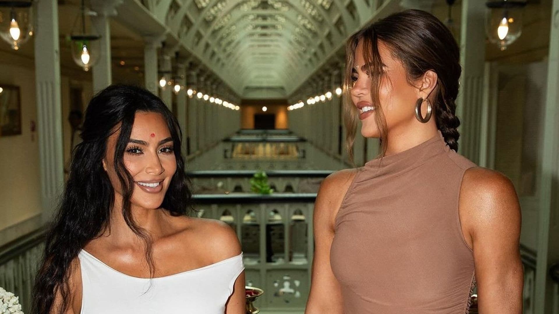 Kim y Khloé Kardashian, las invitadas de honor de Andrea Bocelli en sus conciertos de aniversario