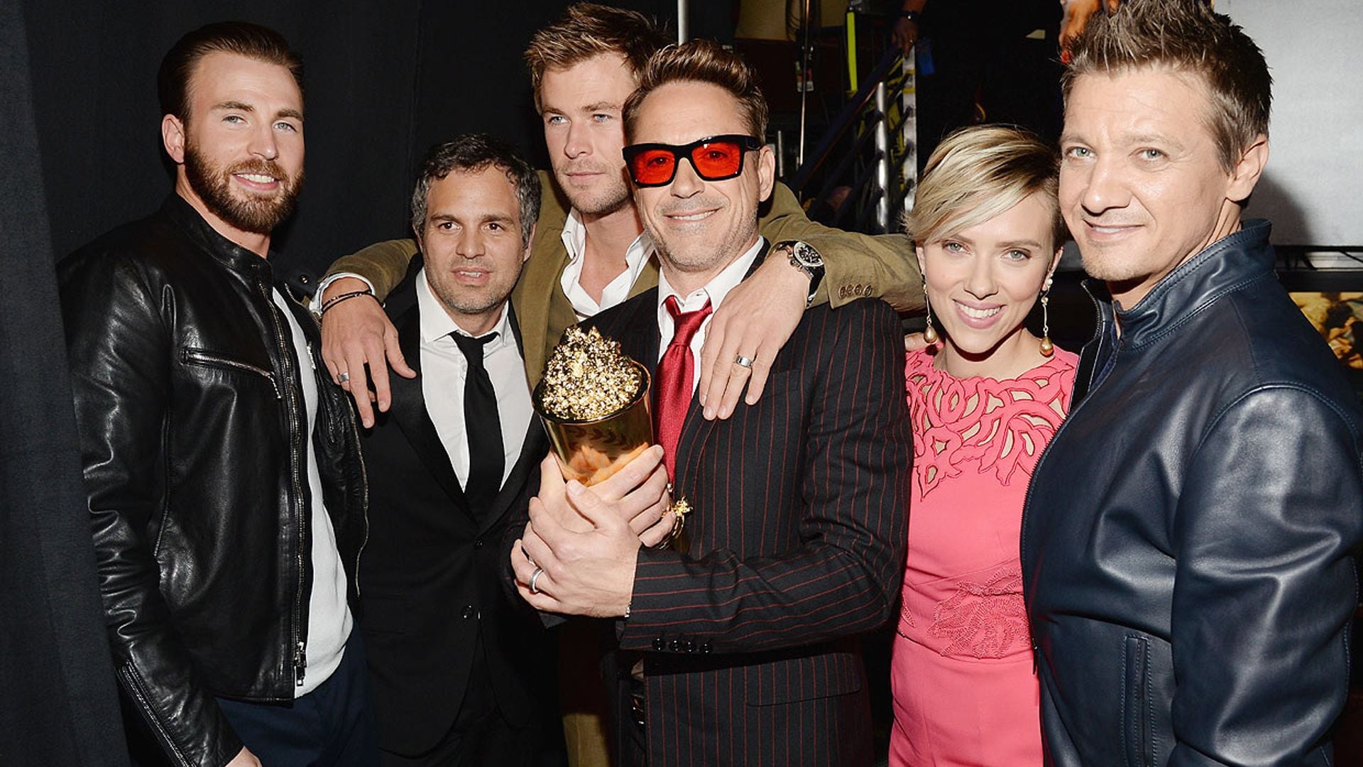 La boda sorpresa de Chris Evans ('Capitán América') rodeado de sus amigos superhéroes