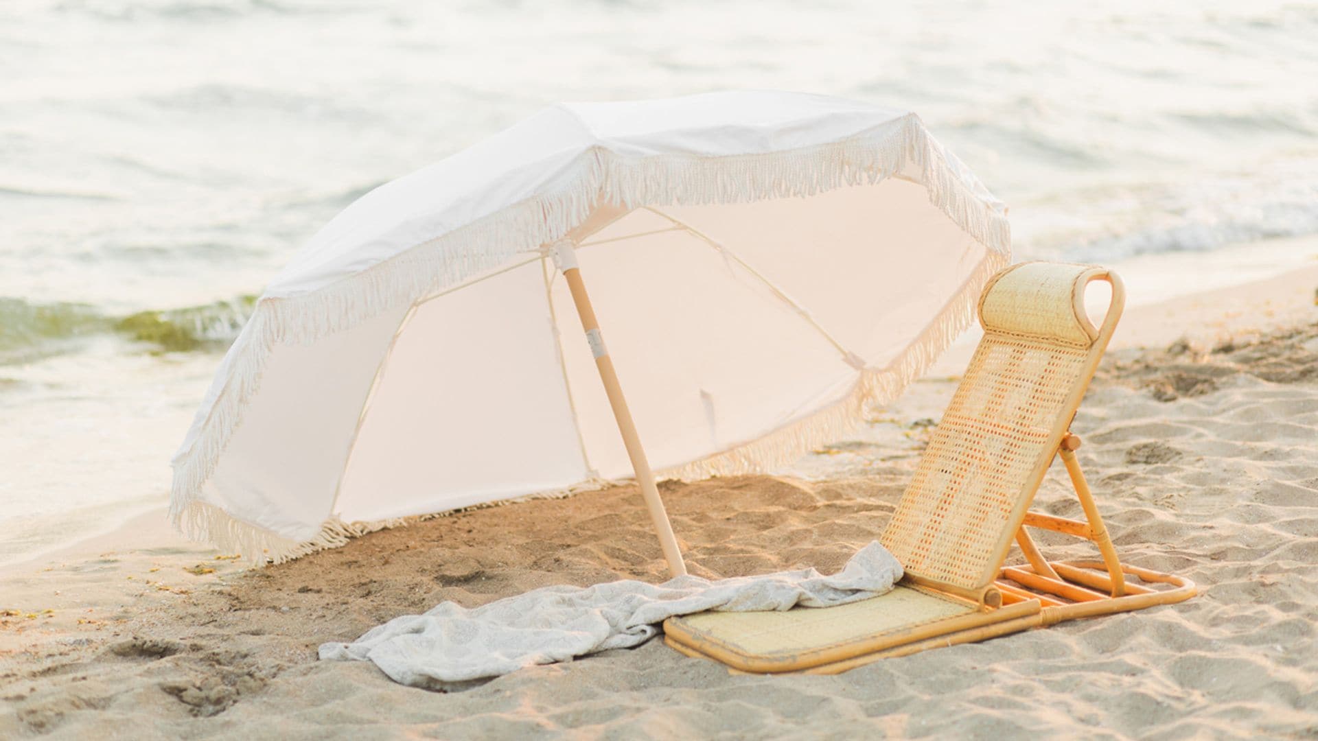 Compra aquí las esterillas con respaldo más cómodas para llevar a la playa