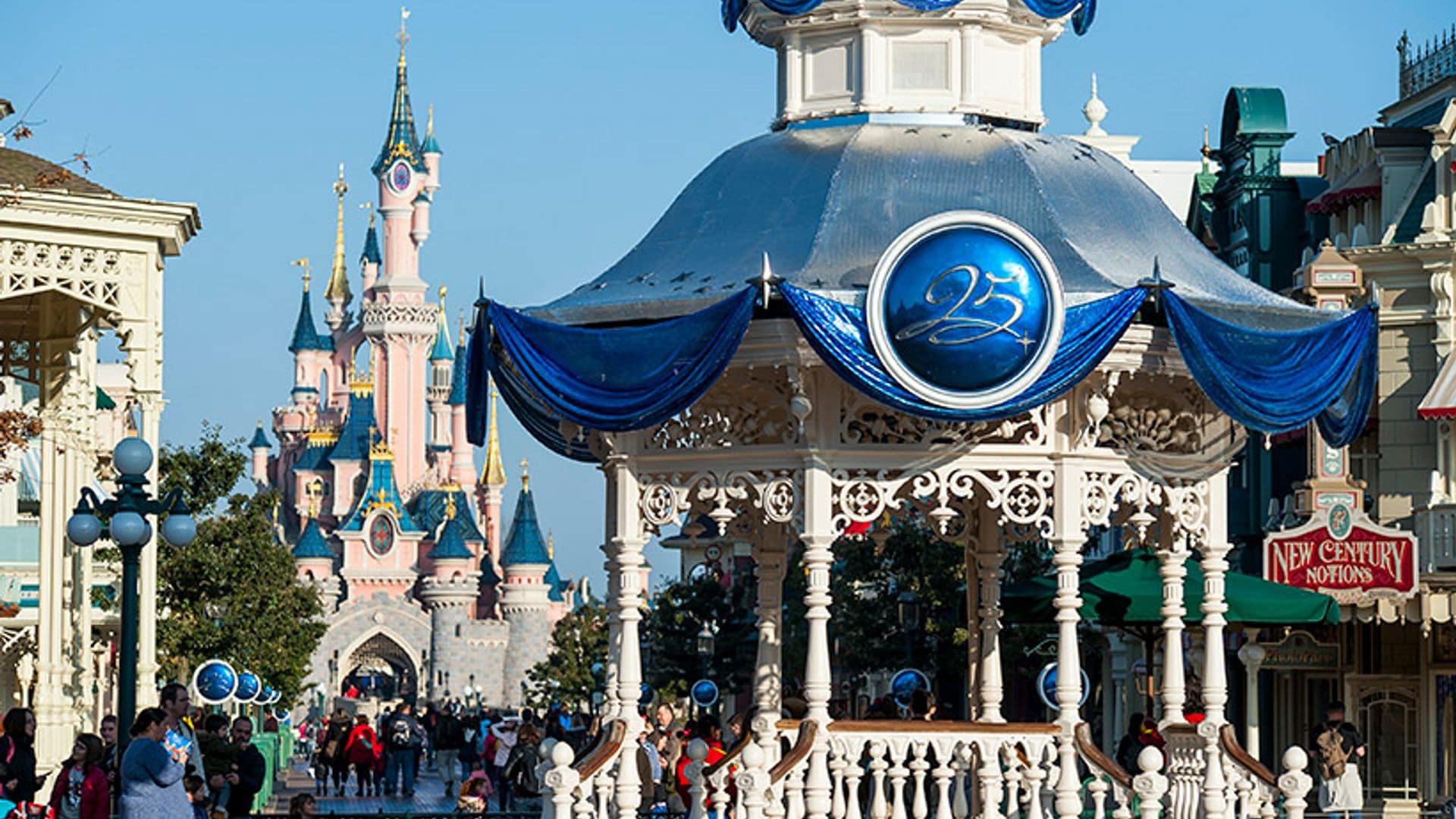 Guía práctica para una visita a Disneyland Paris, que está de aniversario