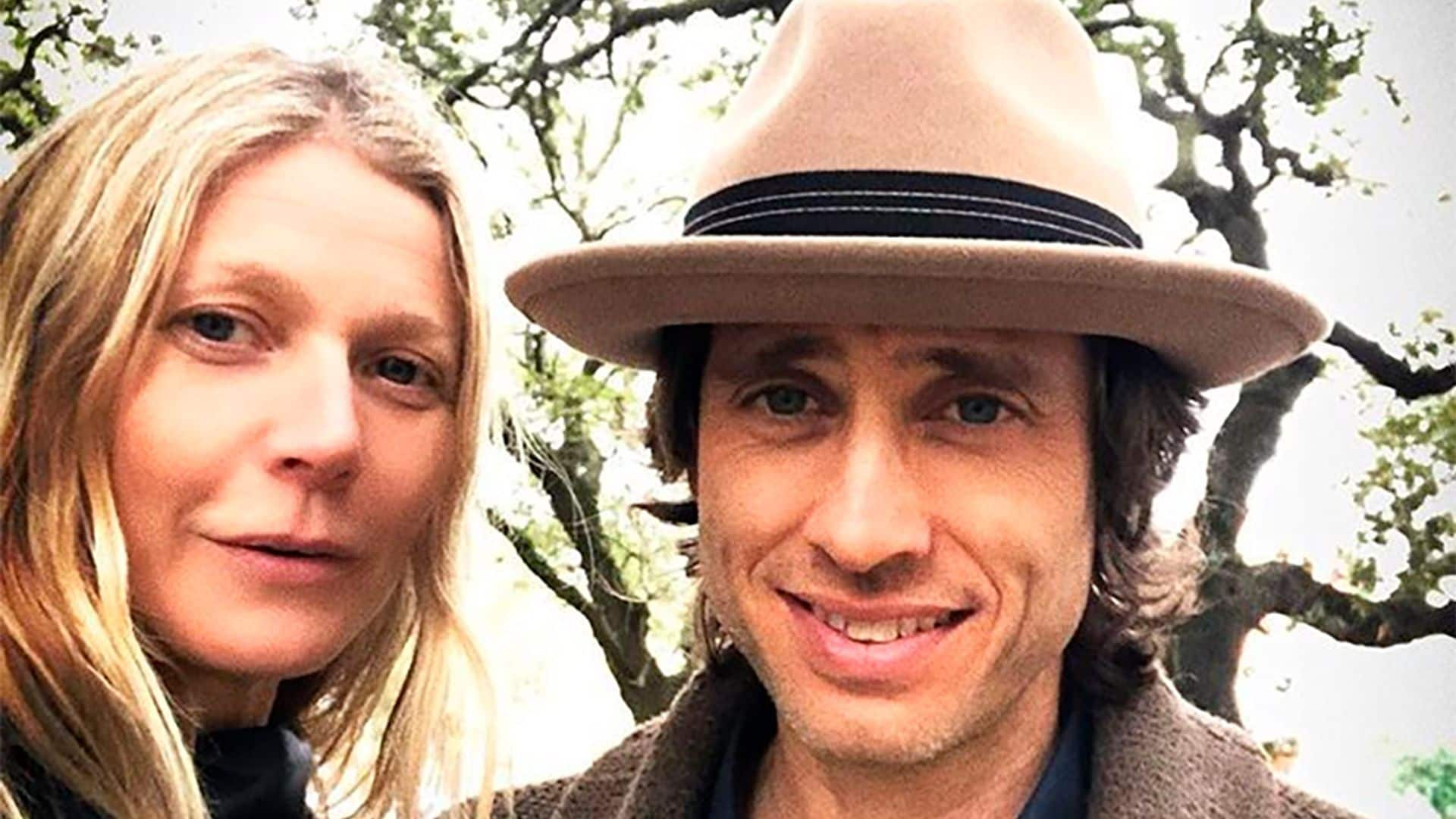 Gwyneth Paltrow y Brad Falchuk, de excursión con sus hijos tras ser desalojados de su casa por los incendios