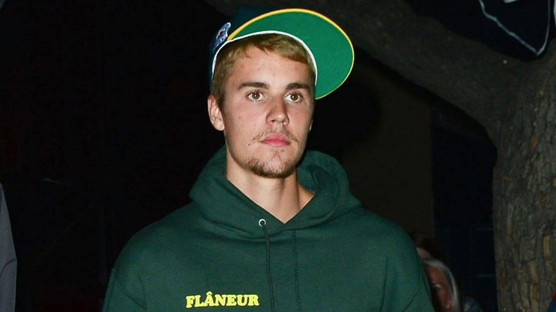 Justin Bieber se refugia en la iglesia apoyado por sus exparejas Selena Gomez y Hailey Baldwin