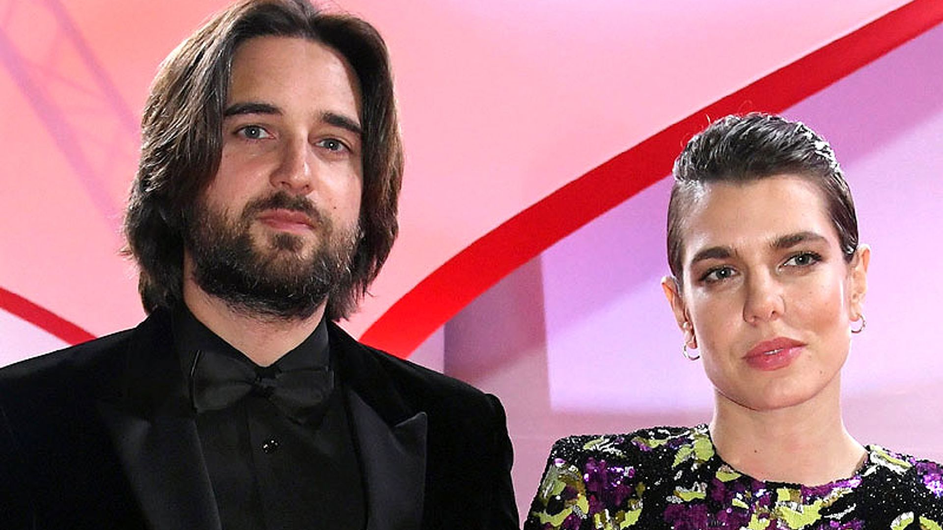 Exclusiva en ¡HOLA!, primeras imágenes de Carlota Casiraghi y Dimitri Rassam con su bebé recién nacido