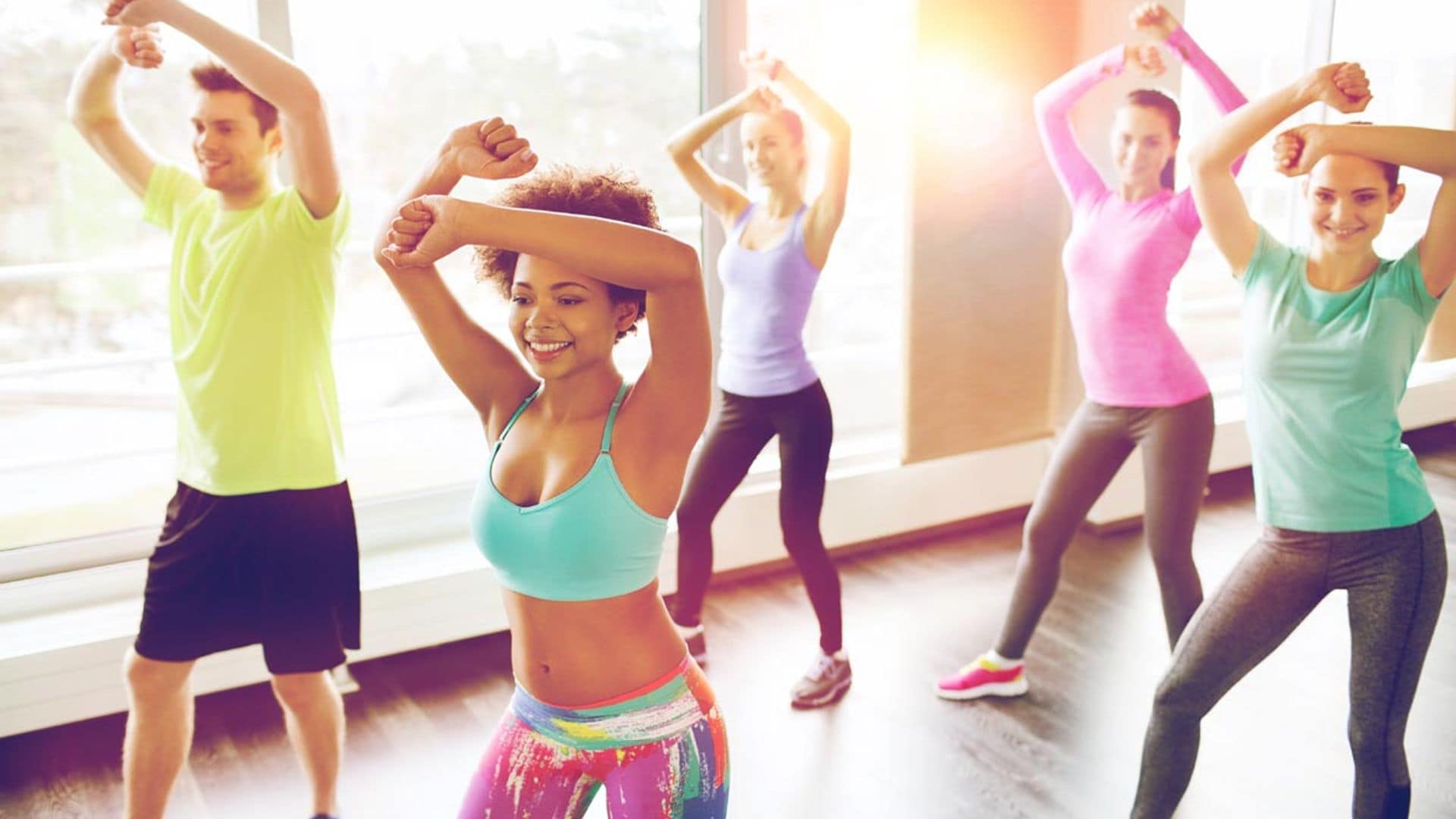 Zumba, salsa o 'aerodance': ponte en forma ¡bailando!