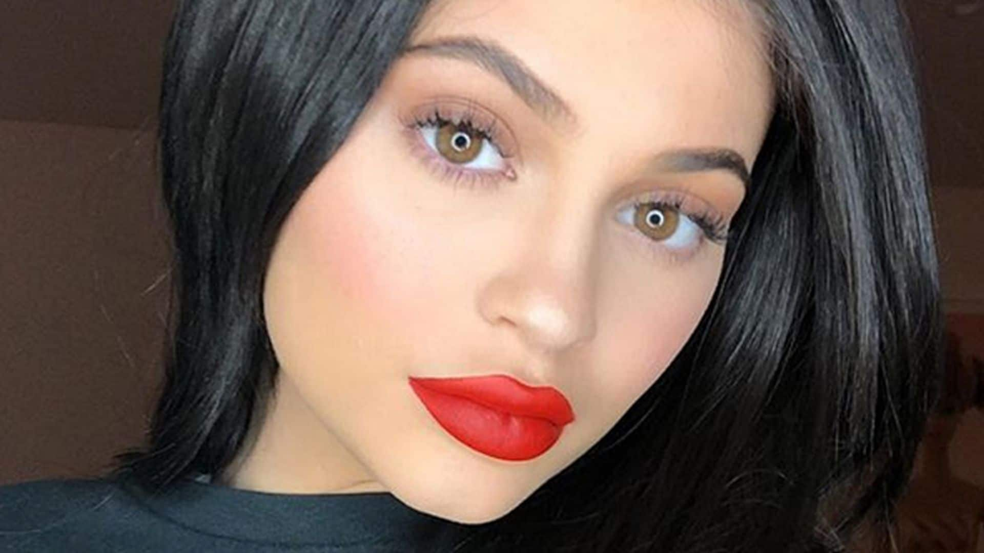 ¿Cuál es la nueva obsesión 'make up' de Kylie Jenner?