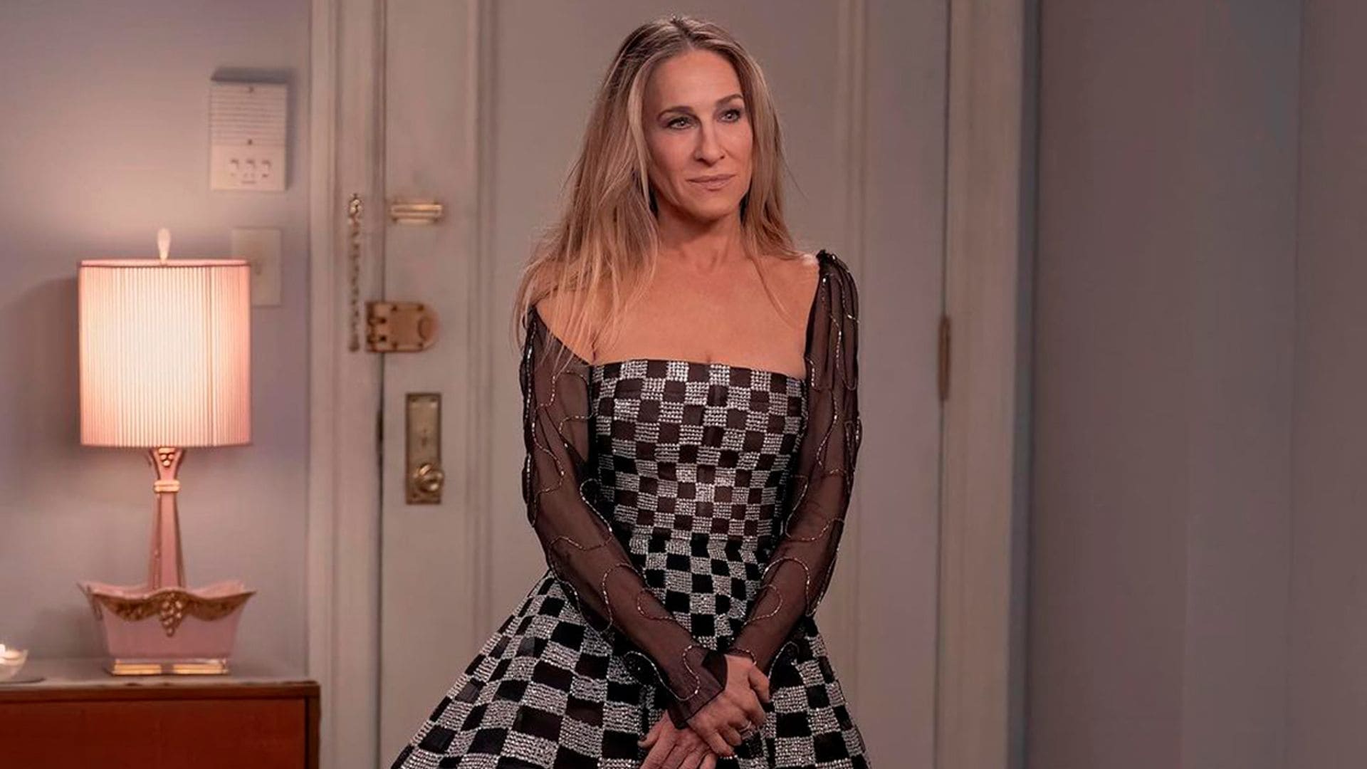 Carrie Bradshaw agota el vestido de lentejuelas de más de 12.000 euros de su último capítulo