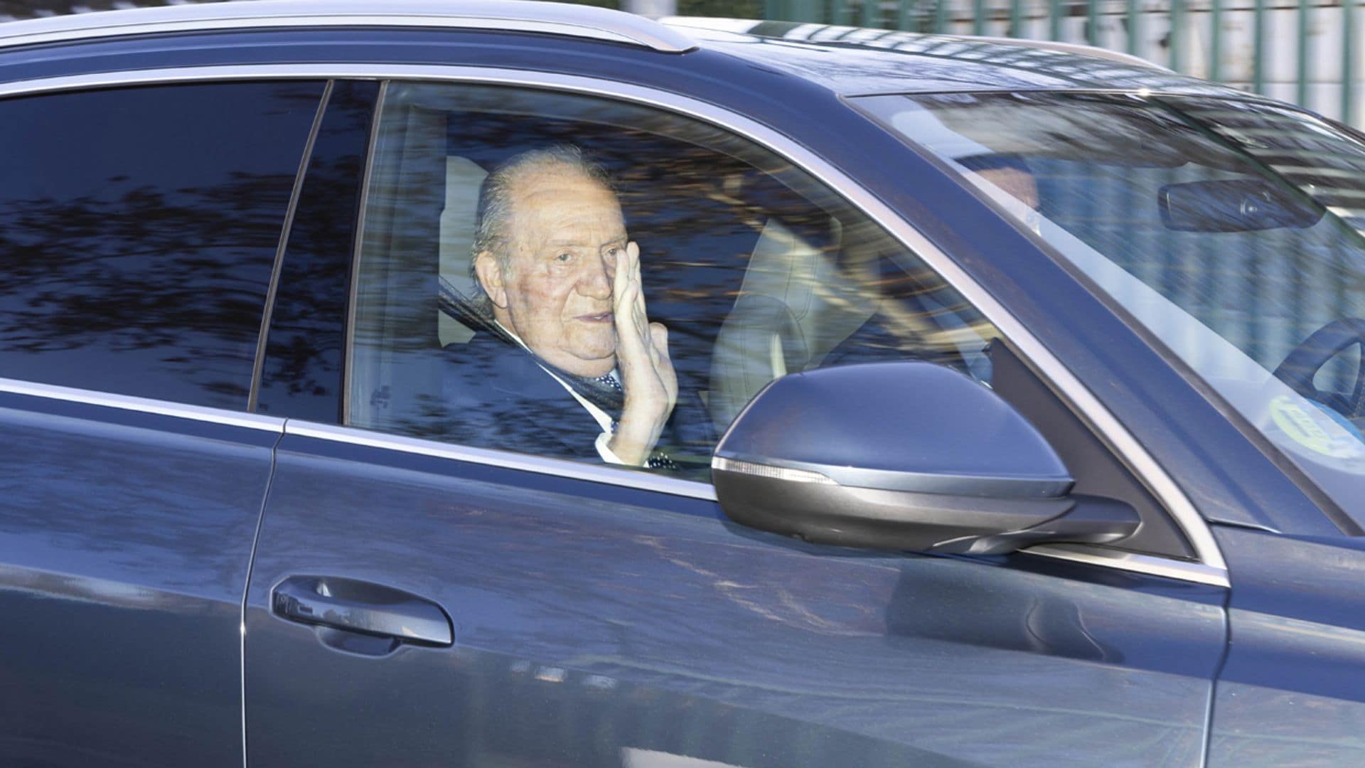 Don Juan Carlos ya está en Madrid con la infanta Cristina para asistir al cumpleaños de la infanta Elena