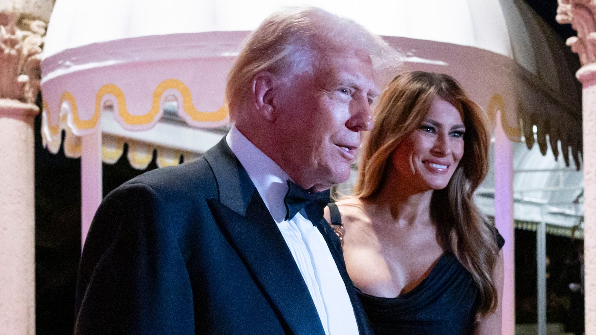 El baile de Donald y Melania Trump a ritmo de 'YMCA' en su fiesta de Mar-a-Lago