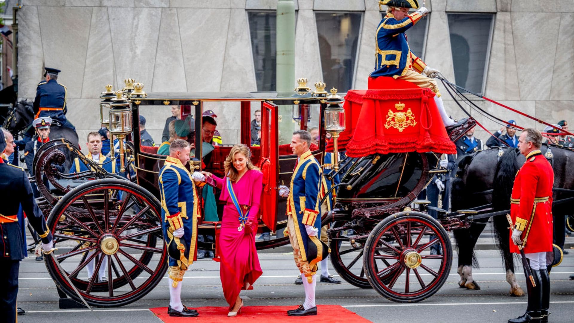 Como una princesa de cuento, así ha sido el debut de Alexia de Países Bajos en el Día del Príncipe