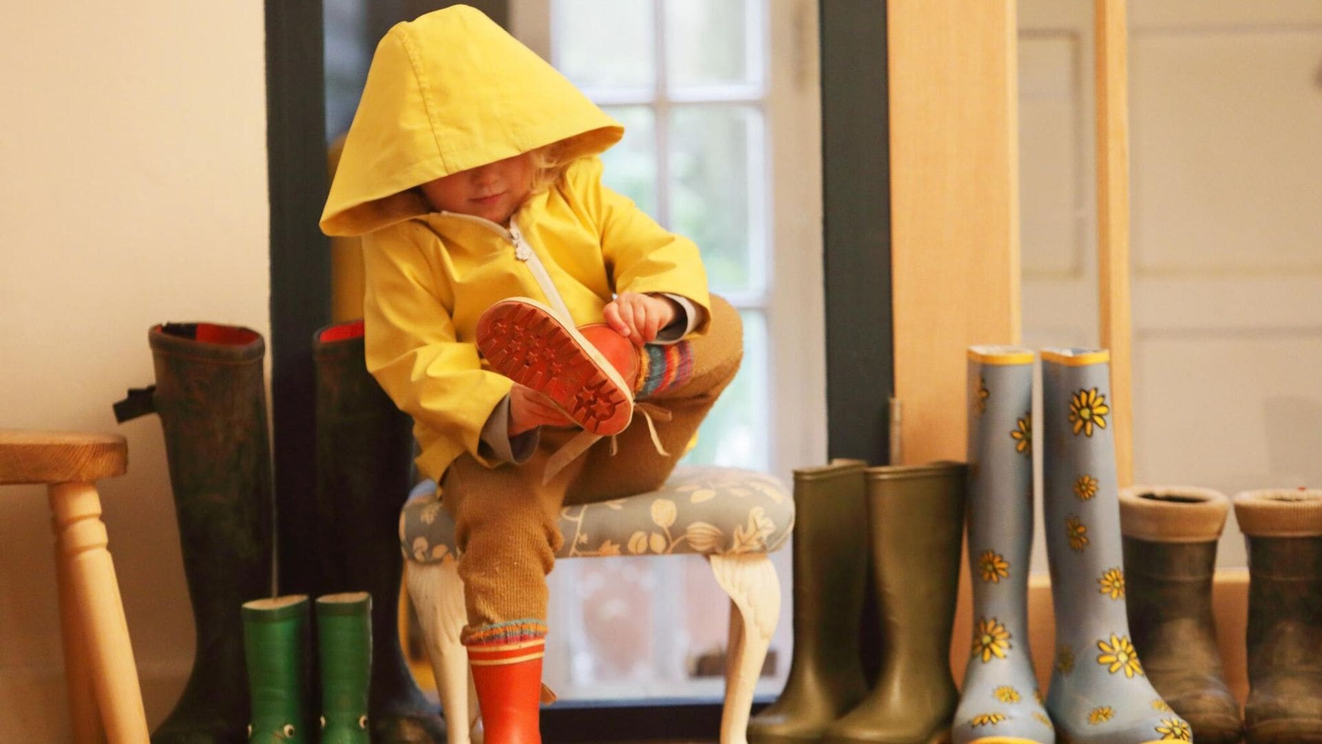 Cómo lograr que un niño pequeño se vista solo