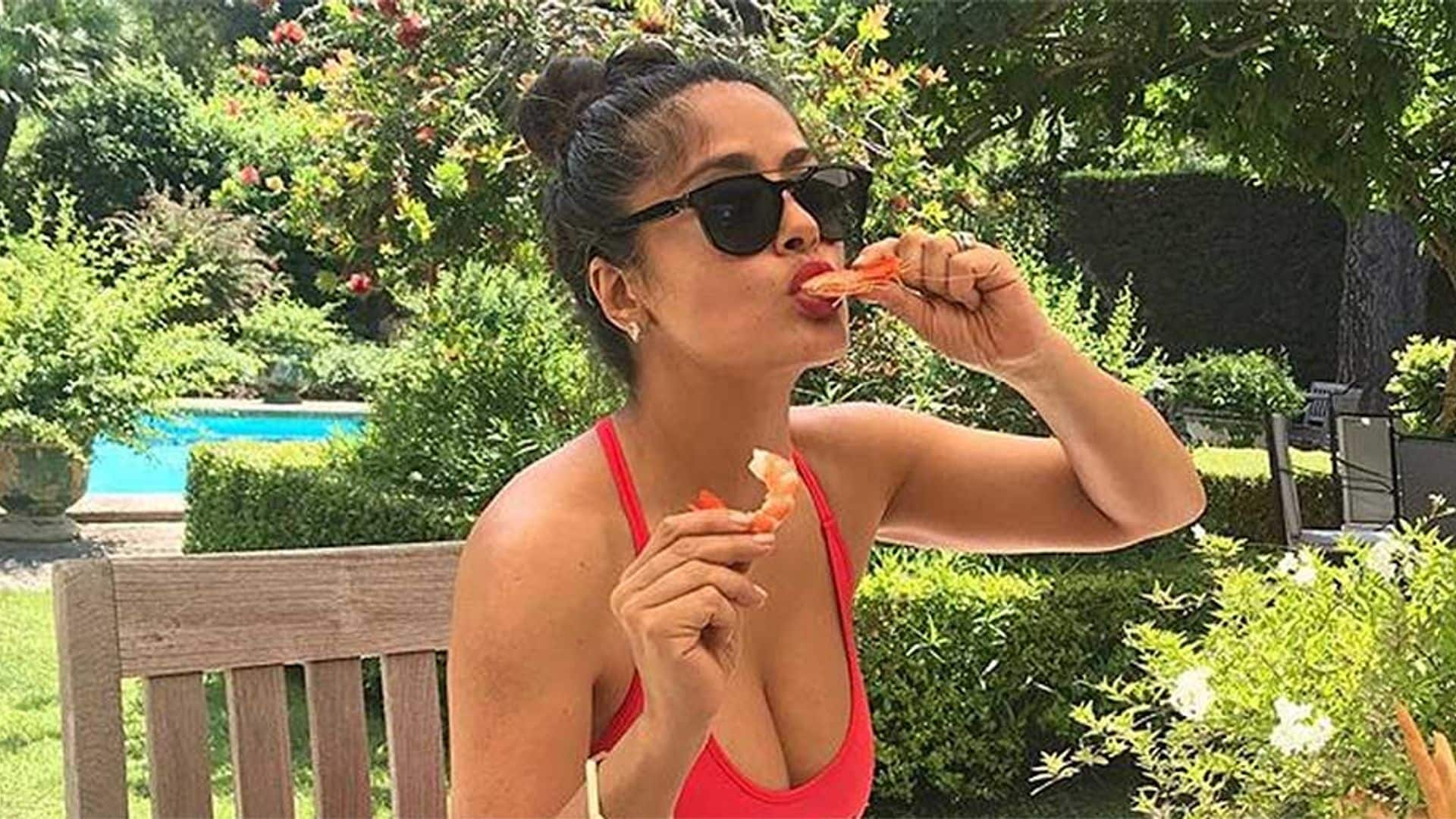 salma hayek banador rojo gucci