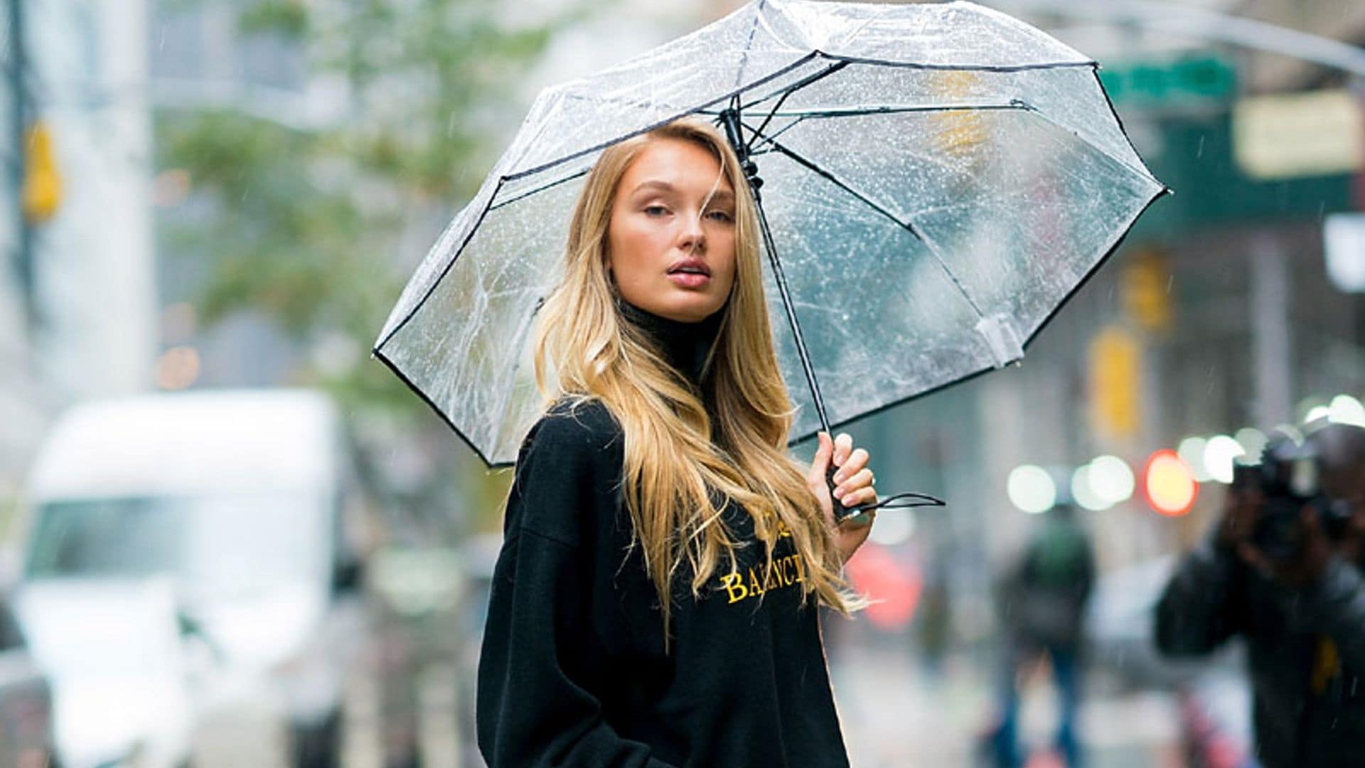 ¡A prueba de lluvia! 10 looks perfectos para días grises